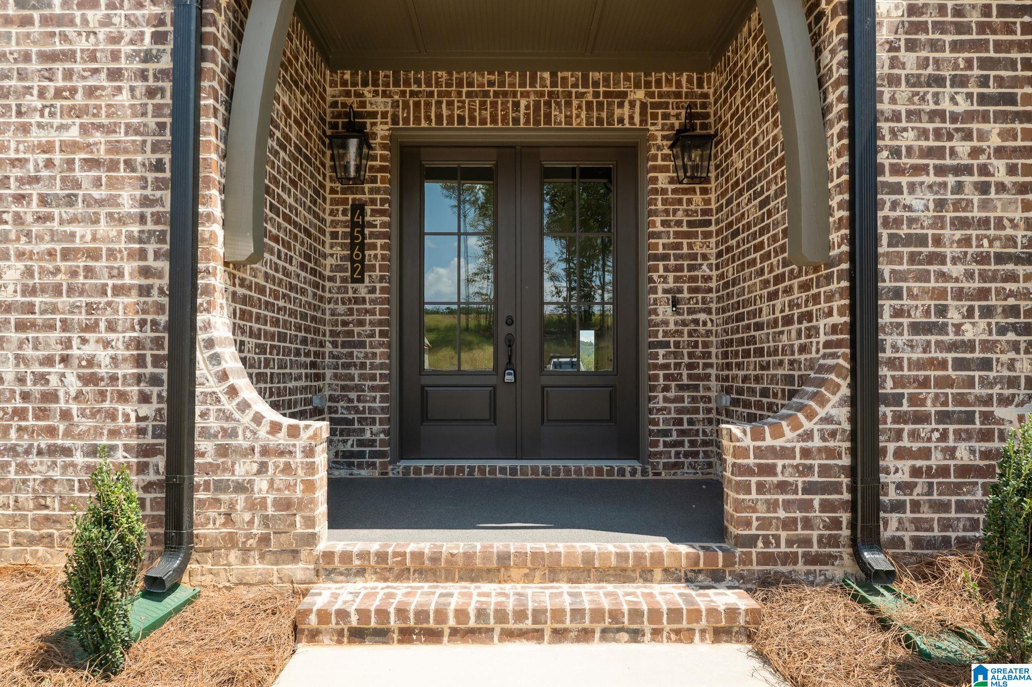 Photo 3 of Single family home for sale at 4562 Lynton Dr, Hoover, AL 35244 | MLS# 21464090 | Listing updated on 2026-09-14