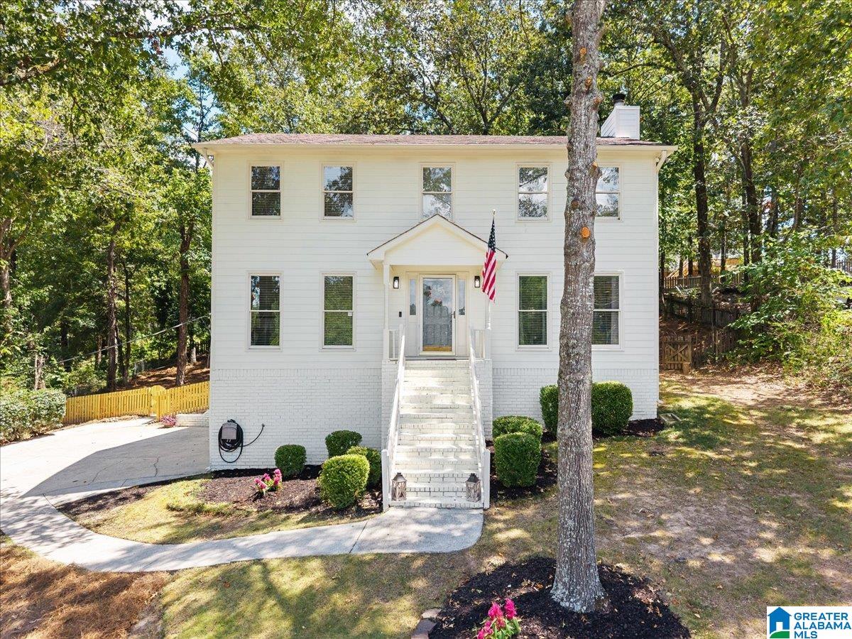 Photo 3 of Single family home for sale at 1410 Secretariat Dr, Helena, AL 35080 | MLS# 21464101 | Listing updated on 2026-09-11