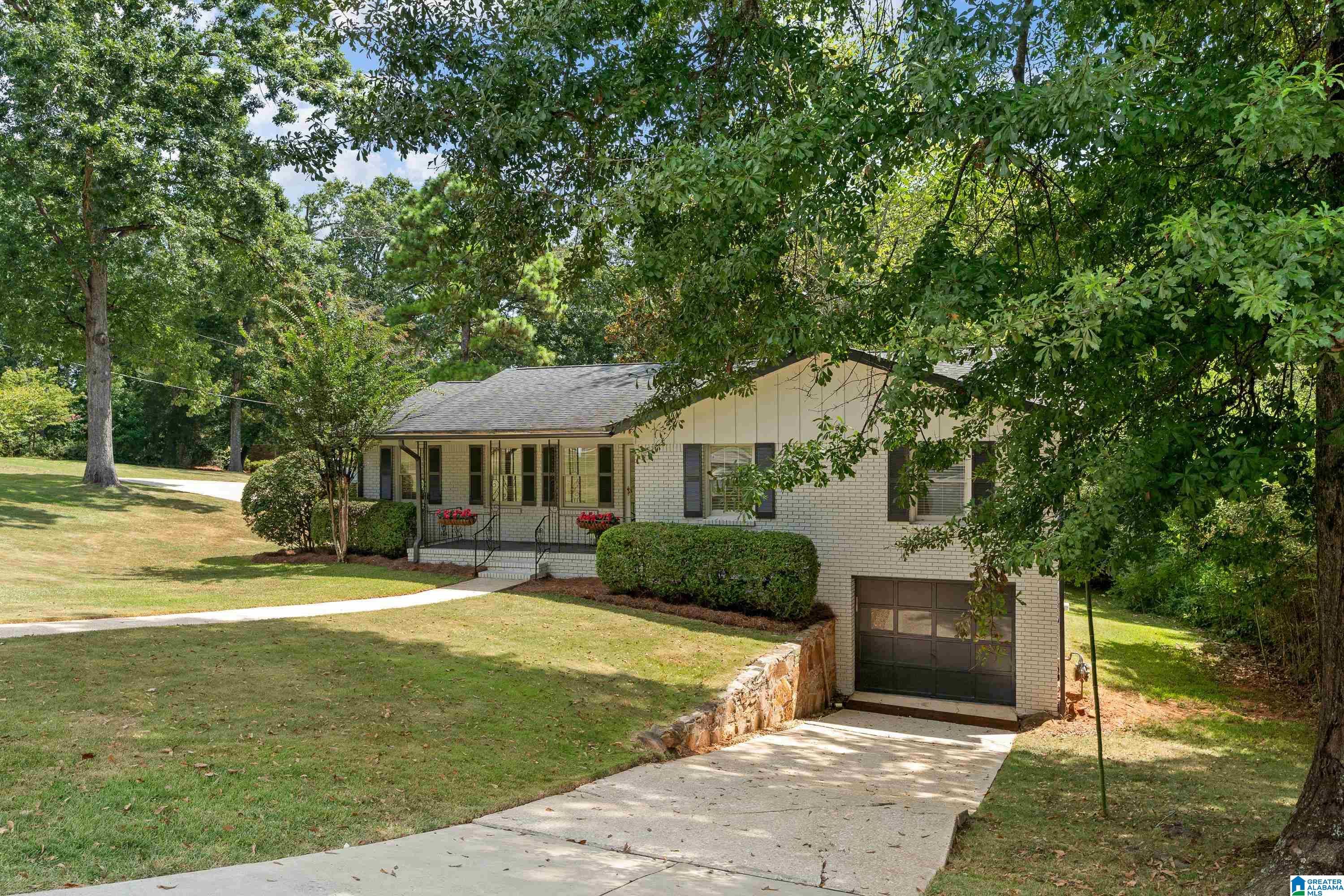 Photo 3 of Single family home for sale at 2369 Hackberry Ln, Birmingham, AL 35226 | MLS# 21464102 | Listing updated on 2026-09-14