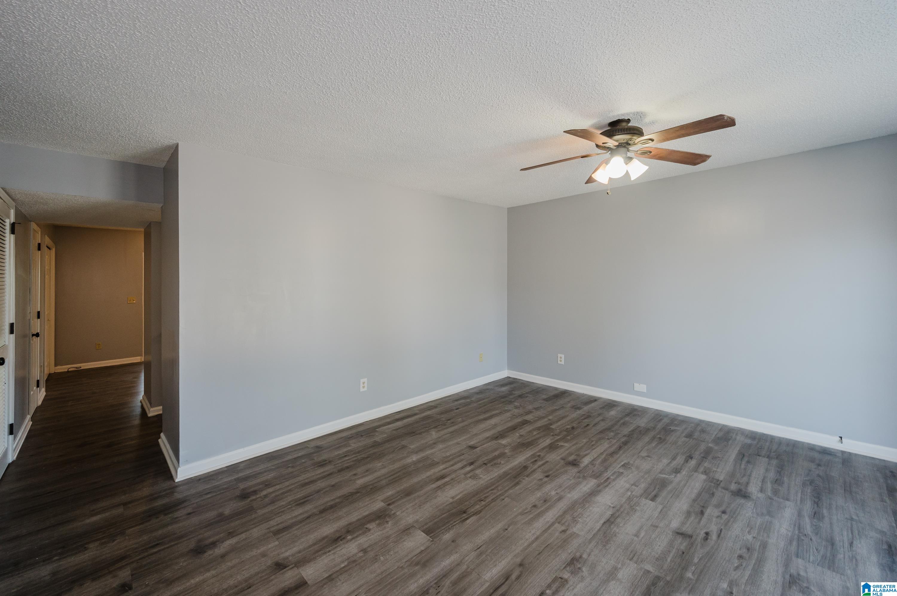 Photo 4 of Sale Pending at 2152 Cheshire Dr, Birmingham, AL 35235 | MLS# 21464108 | Listing updated on 2026-09-05