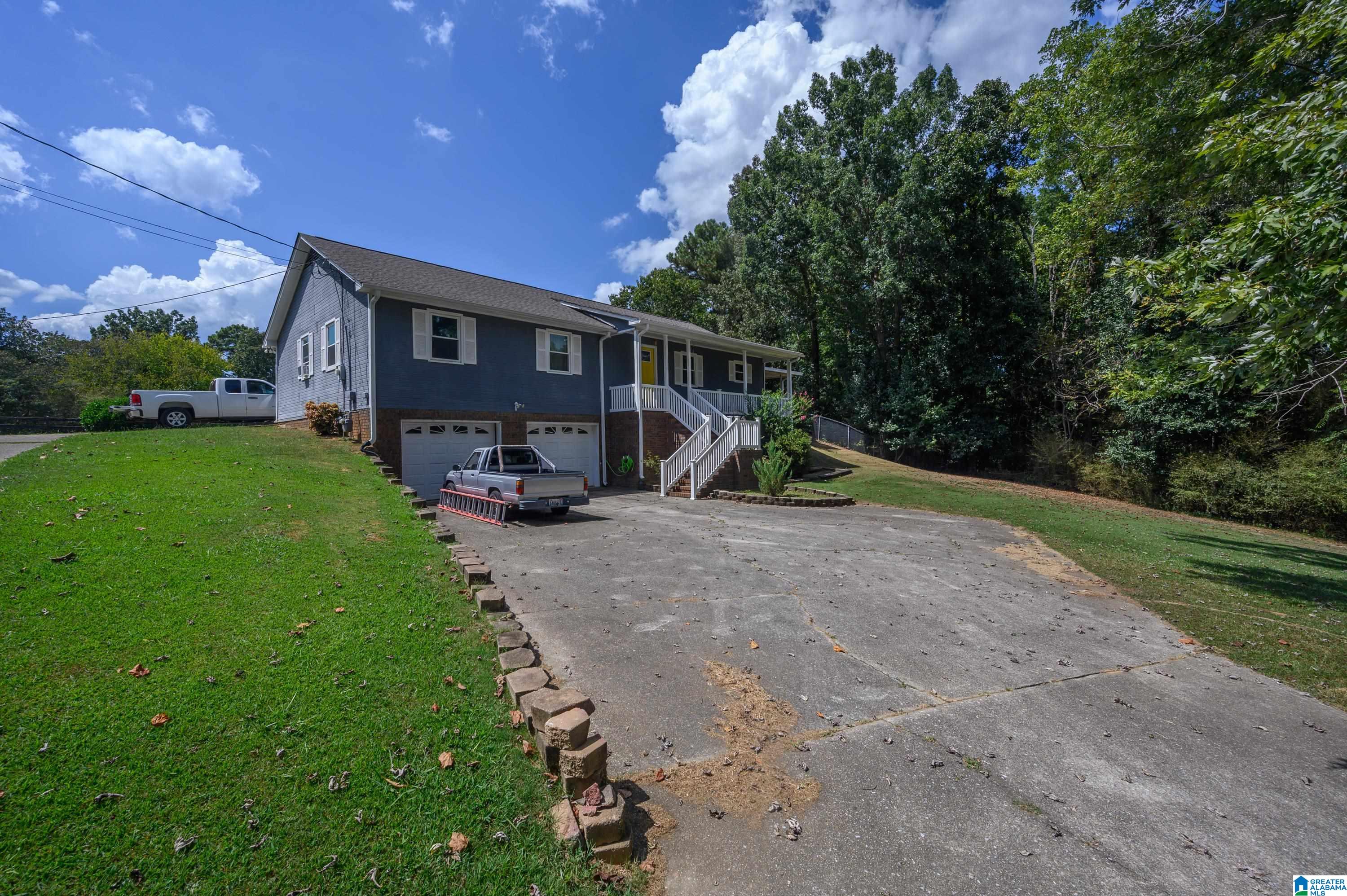 Photo 3 of Single family home for sale at 2524 Rhody Dr, Gardendale, AL 35071 | MLS# 21464117 | Listing updated on 2026-09-17
