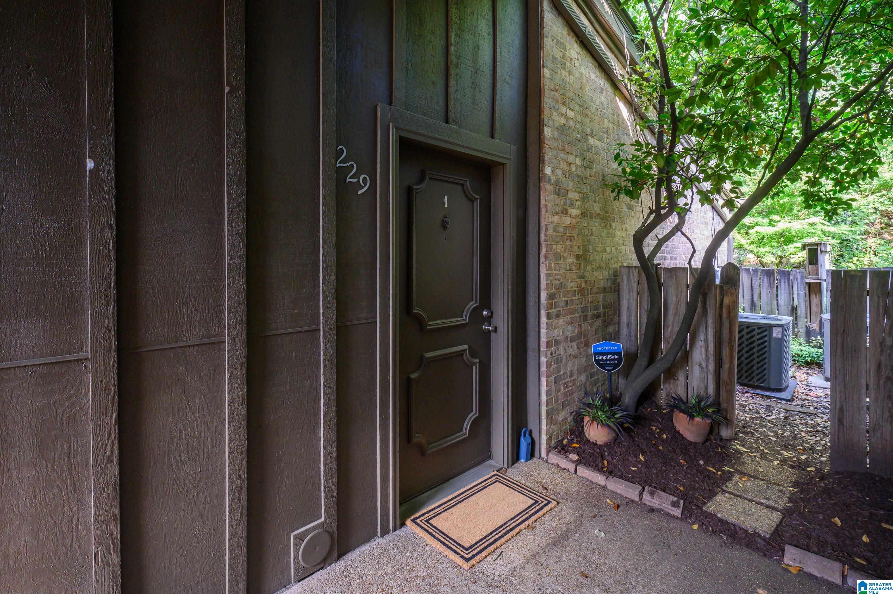 Photo 4 of Condo for sale at 229 E Green #229, Birmingham, AL 35243 | MLS# 21464119 | Listing updated on 2026-09-09
