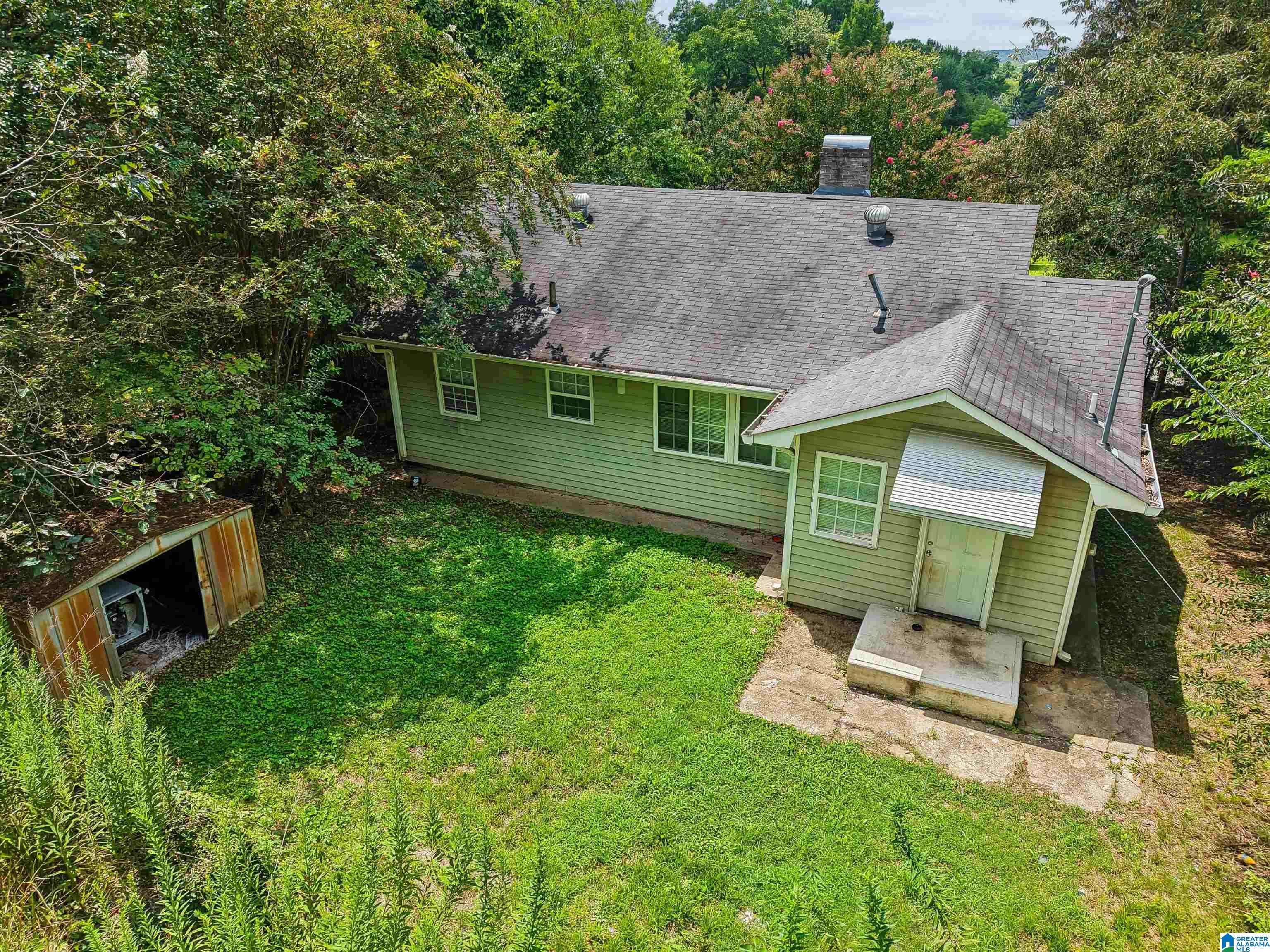 Photo 2 of Single family home for sale at 6621 Tensaw Ct, Fairfield, AL 35064 | MLS# 21464136 | Listing updated on 2026-09-05