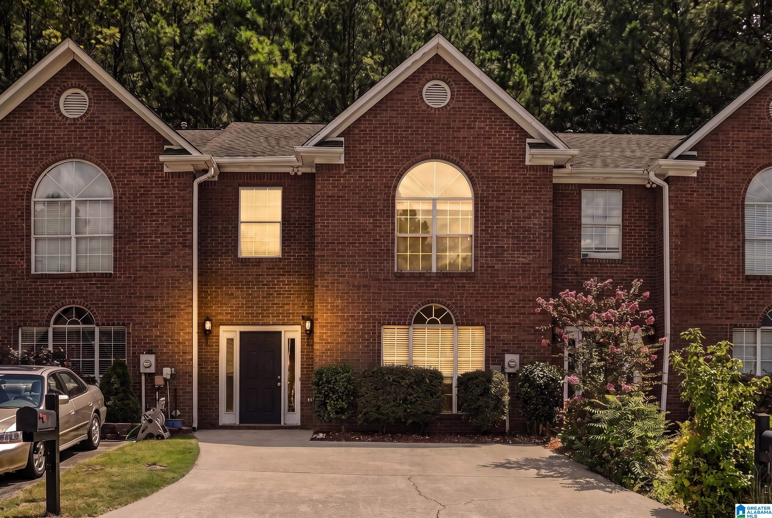 449 CAMBRIAN RIDGE TRAIL