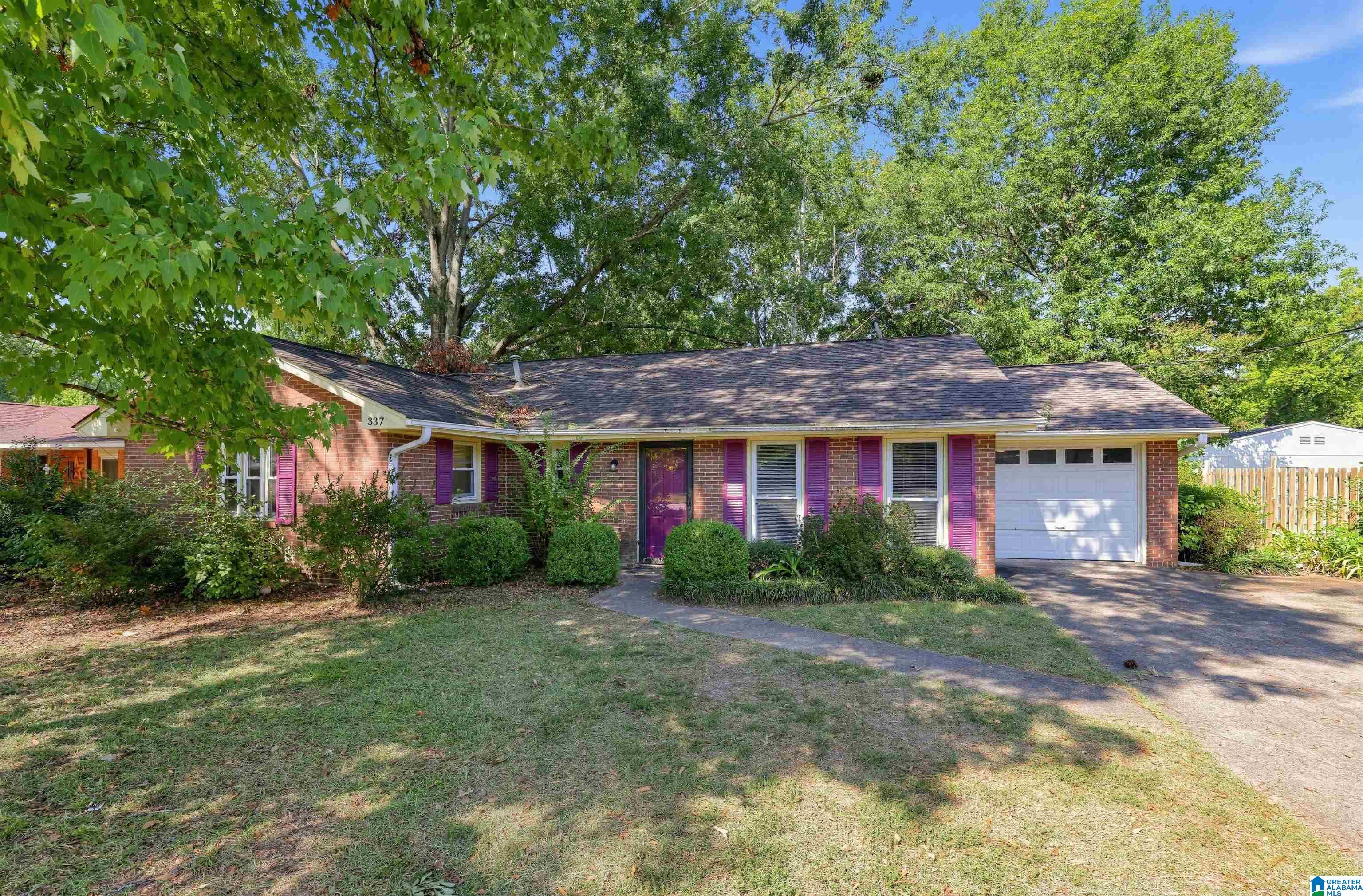 Photo 3 of Single family home for sale at 337 Bowling Green Dr, Montgomery, AL 36109 | MLS# 21464152 | Listing updated on 2026-09-05