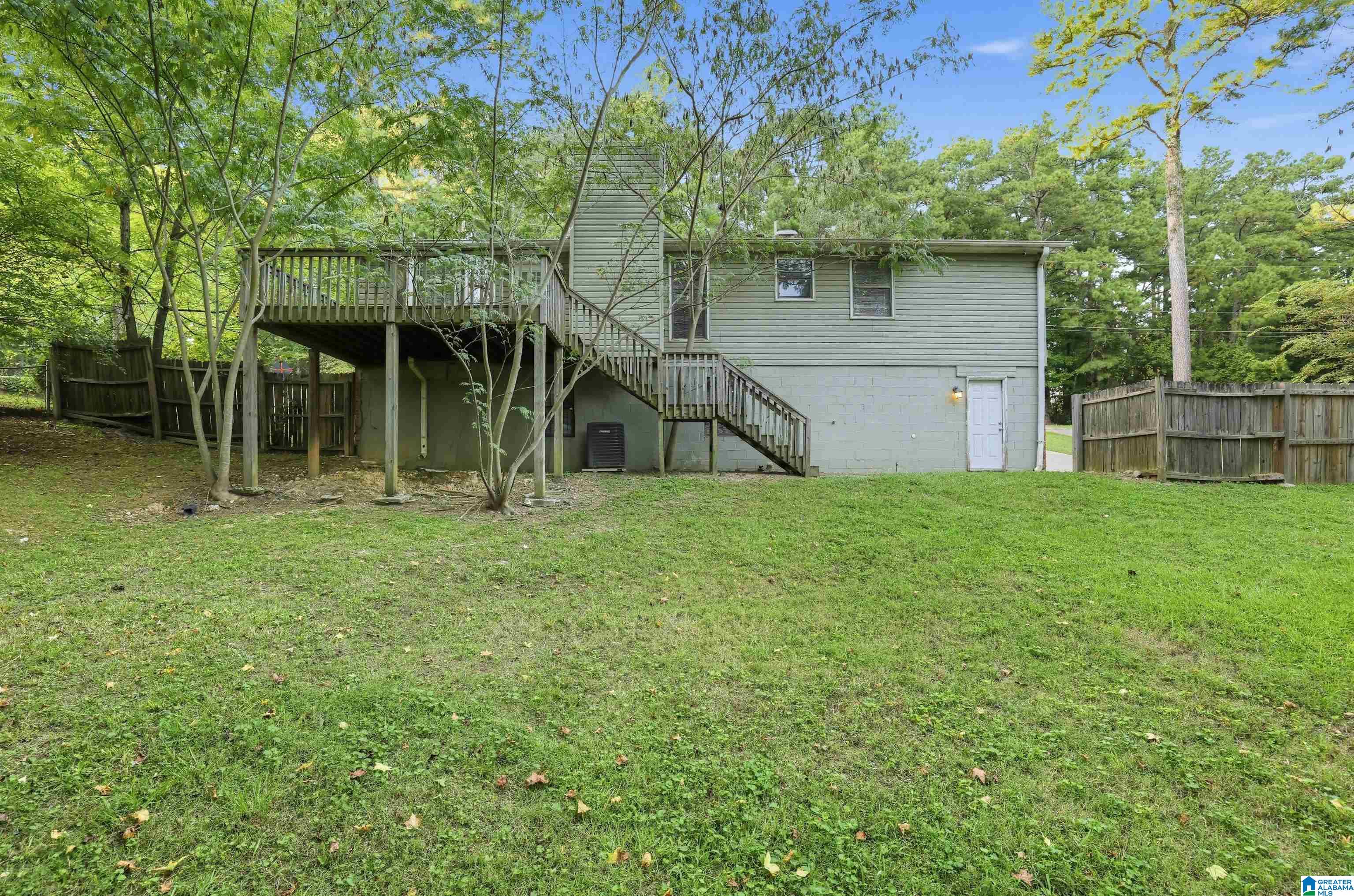 Photo 2 of Single family home for sale at 2817 Wood Dr Ne, Center Point, AL 35215 | MLS# 21464156 | Listing updated on 2026-09-10