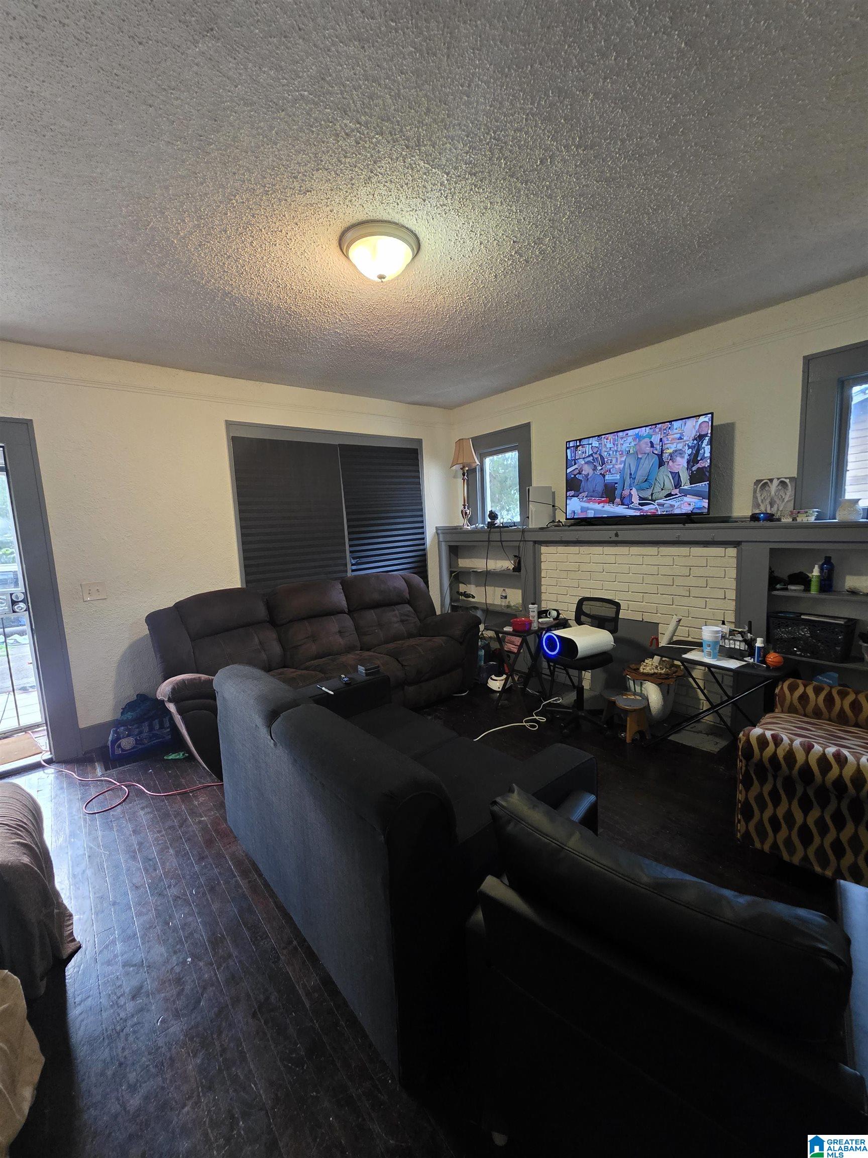 Photo 3 of Single family home for sale at 8033 4th Avenue N, Birmingham, AL 35206 | MLS# 21464163 | Listing updated on 2026-09-05