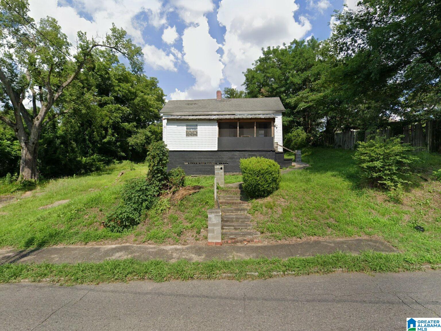 Single family home for sale at 119 Ave T, BIRMINGHAM, AL 35214 | MLS# 21464174