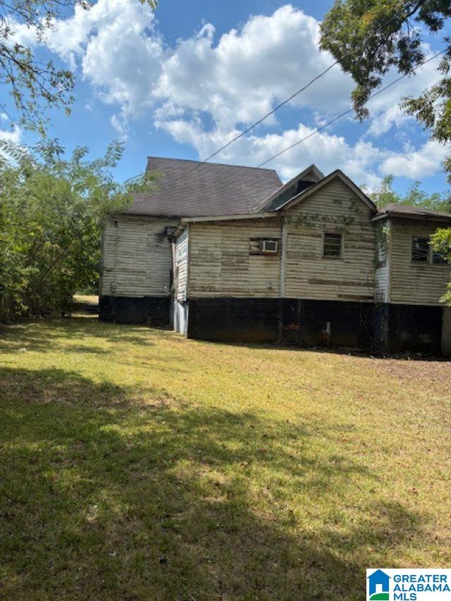 Photo 2 of Single family home for sale at 1403 Mulberry Ave, Anniston, AL 36201 | MLS# 21464178 | Listing updated on 2026-09-05