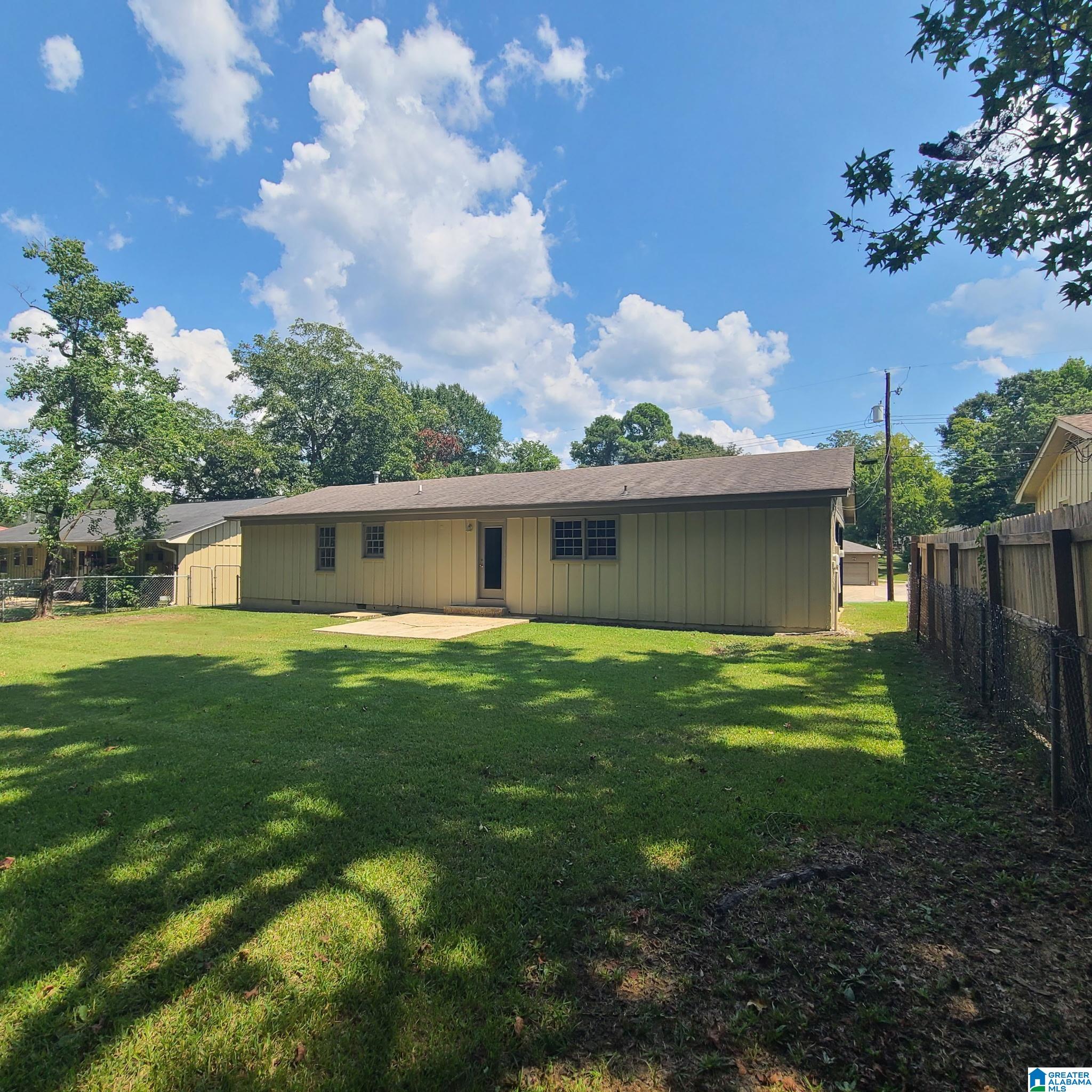 Photo 2 of Single family home for sale at 3822 5th Avenue, Tuscaloosa, AL 35405 | MLS# 21464180 | Listing updated on 2026-09-05