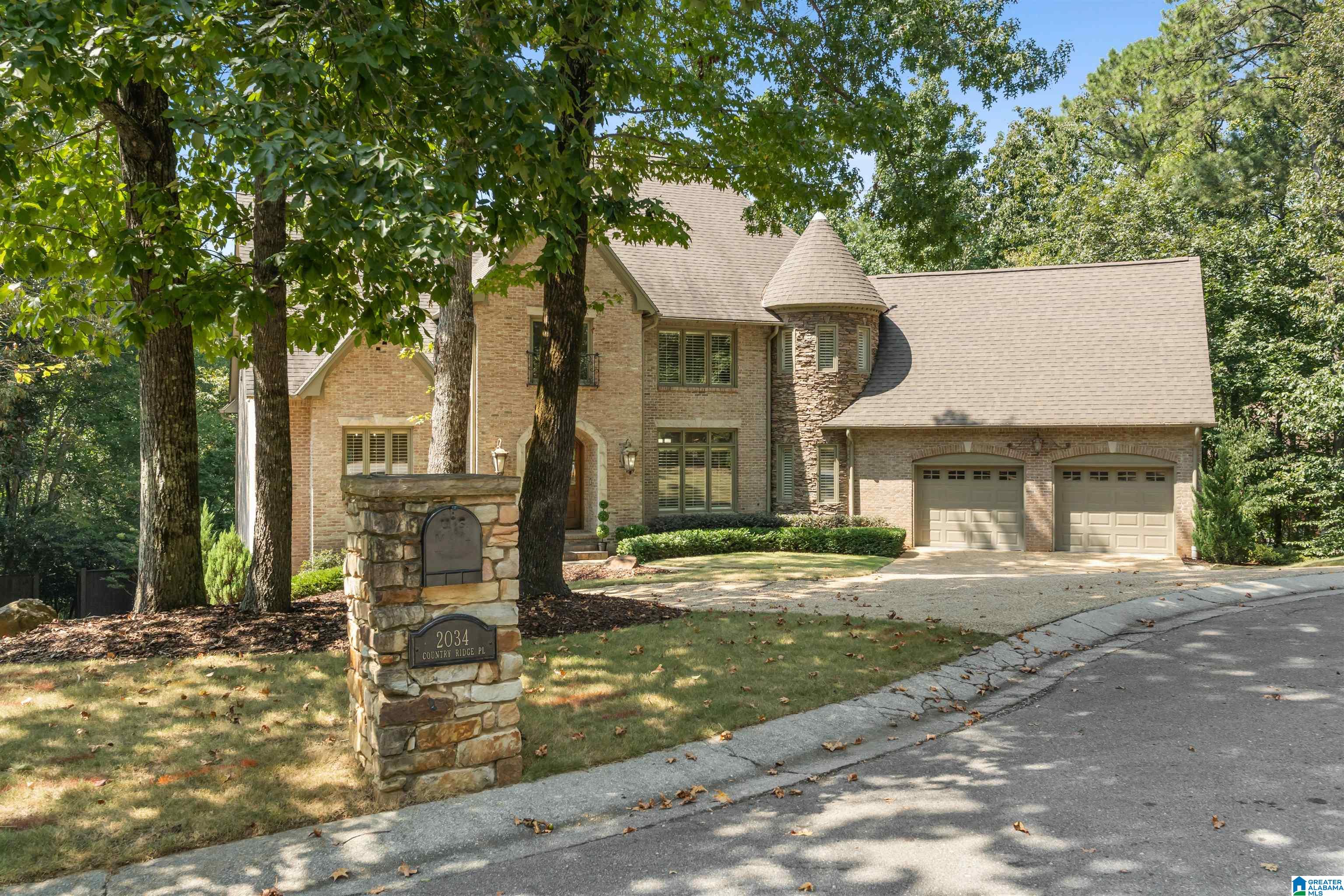 Photo 2 of Sale Pending at 2034 Country Ridge Pl, Vestavia, AL 35243 | MLS# 21464183 | Listing updated on 2026-09-12