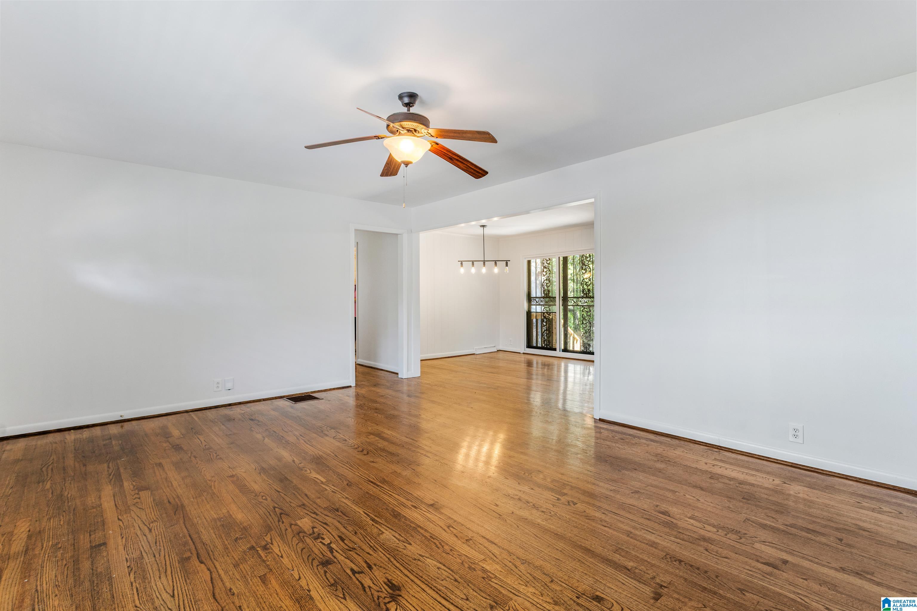 Photo 4 of Single family home for sale at 1281 49th Place S, Birmingham, AL 35222 | MLS# 21464193 | Listing updated on 2026-09-05