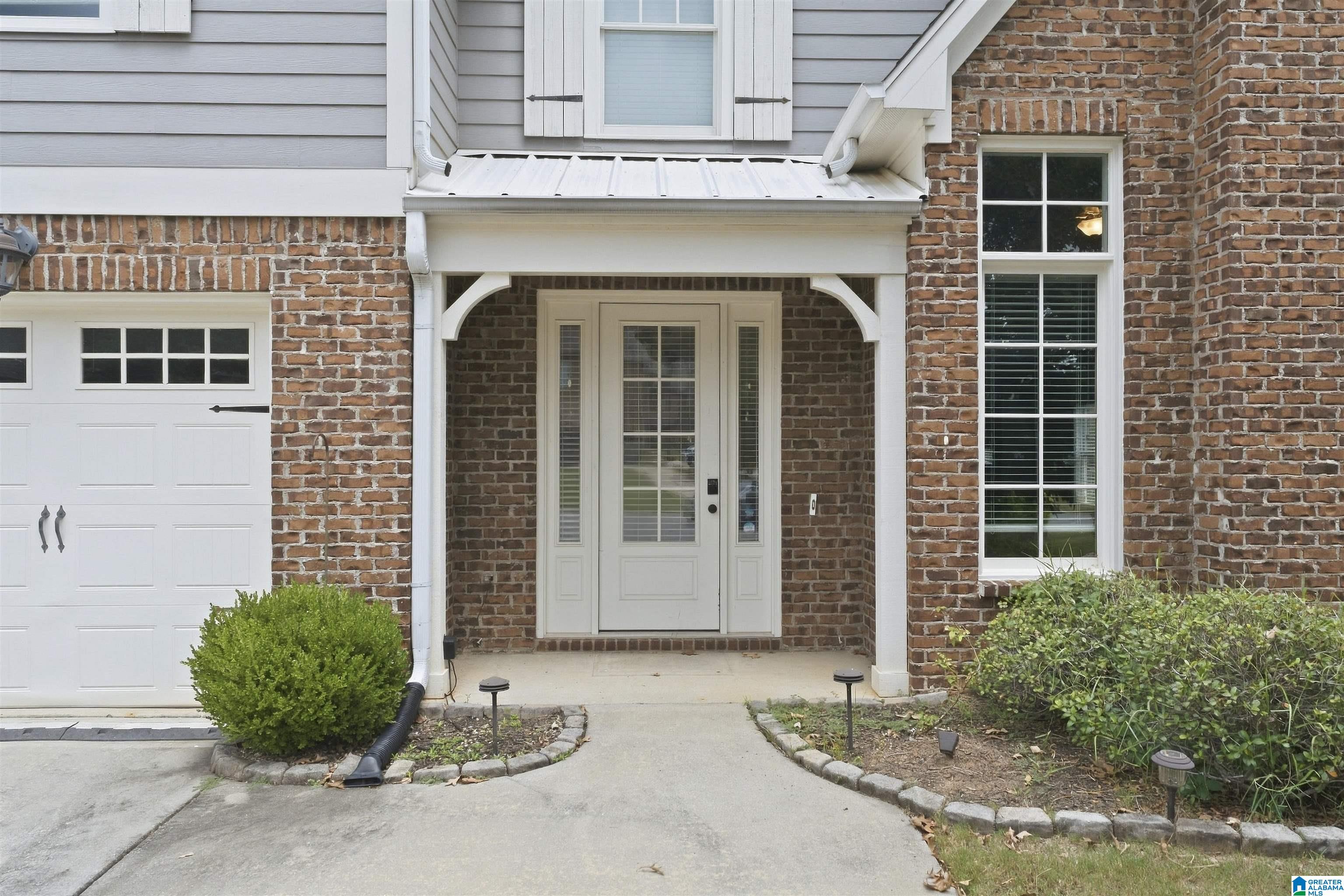Photo 3 of Single family home for sale at 3205 Brookes Xing Cir, Birmingham, AL 35235 | MLS# 21464196 | Listing updated on 2026-09-14