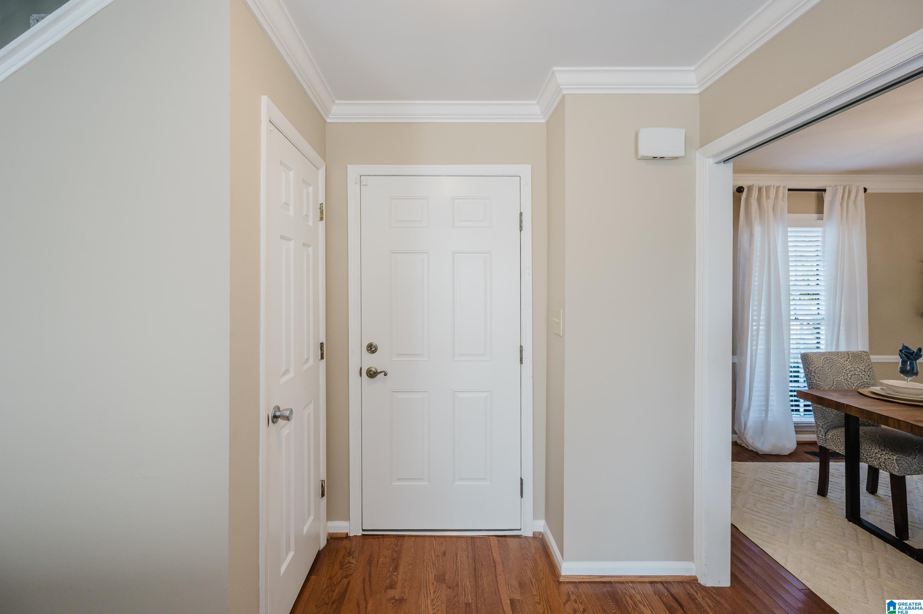 Photo 4 of Sale Pending at 3909 Asbury Park Cir, Vestavia, AL 35243 | MLS# 21464198 | Listing updated on 2026-09-09