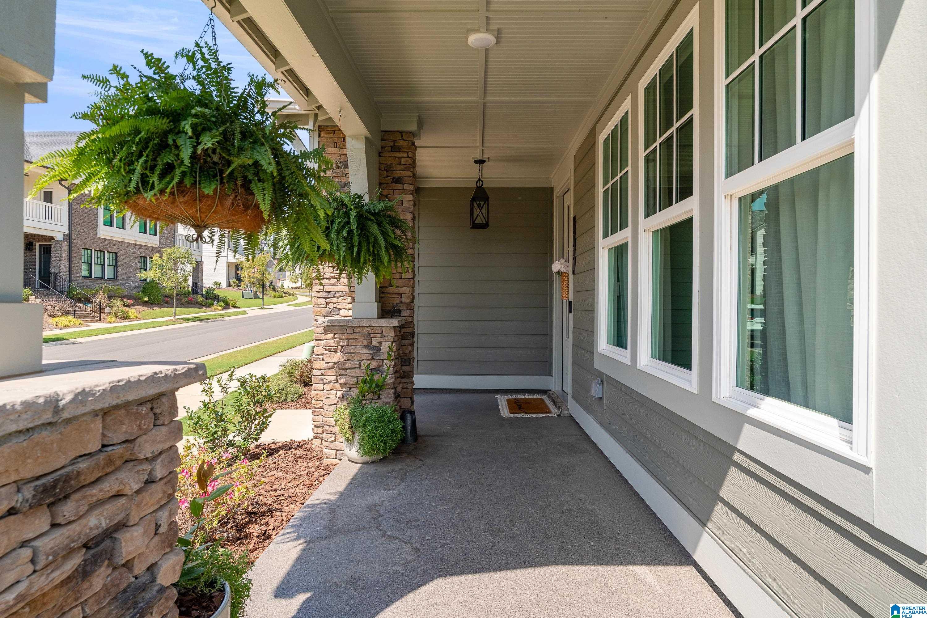 Photo 3 of Sale Pending at 1721 Coburn St, Birmingham, AL 35244 | MLS# 21464203 | Listing updated on 2026-09-16