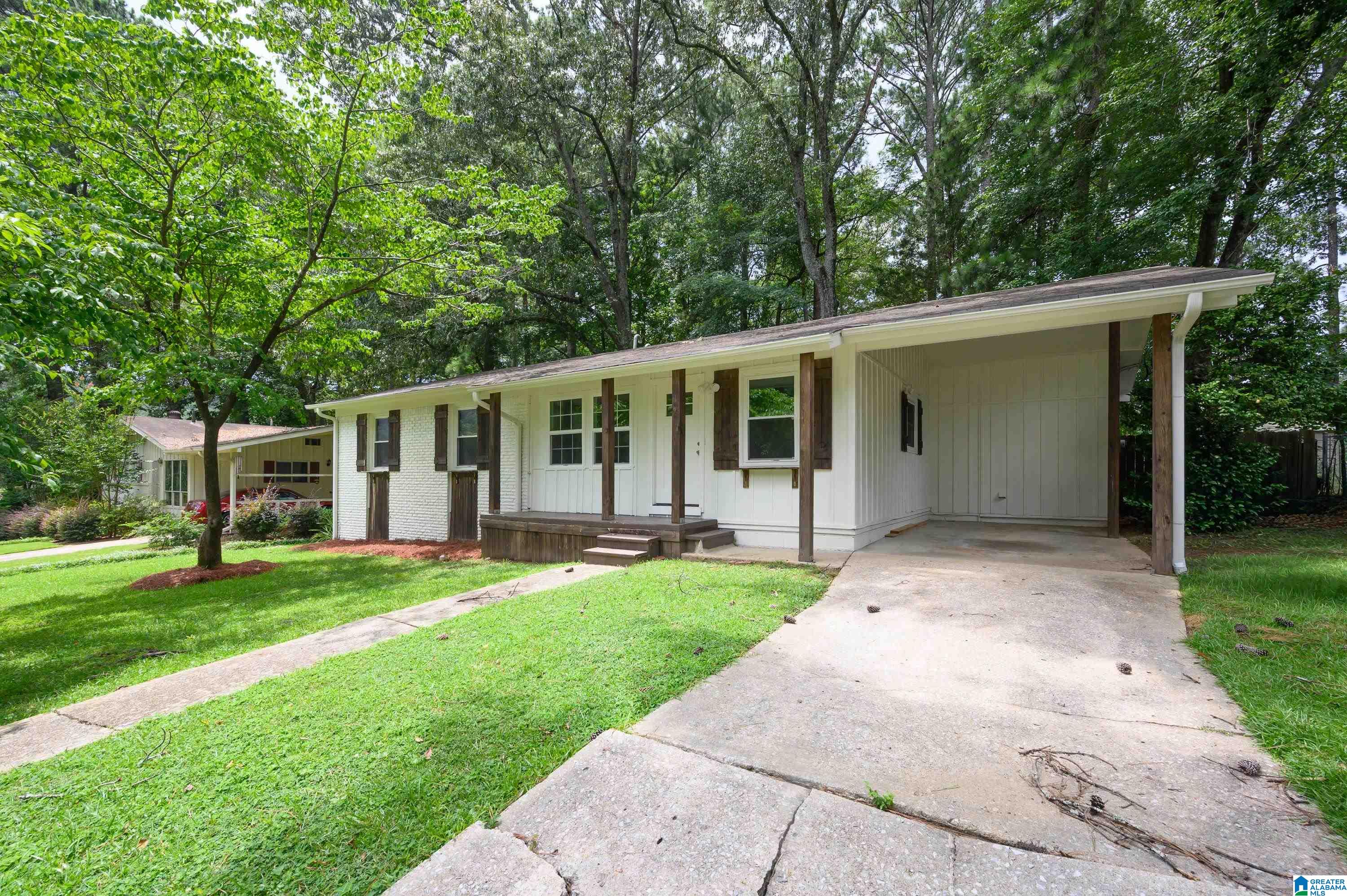 Photo 1 of Single family home for sale at 124 Wildoak Dr, Irondale, AL 35210 | MLS# 21464229 | Listing updated on 2026-09-06