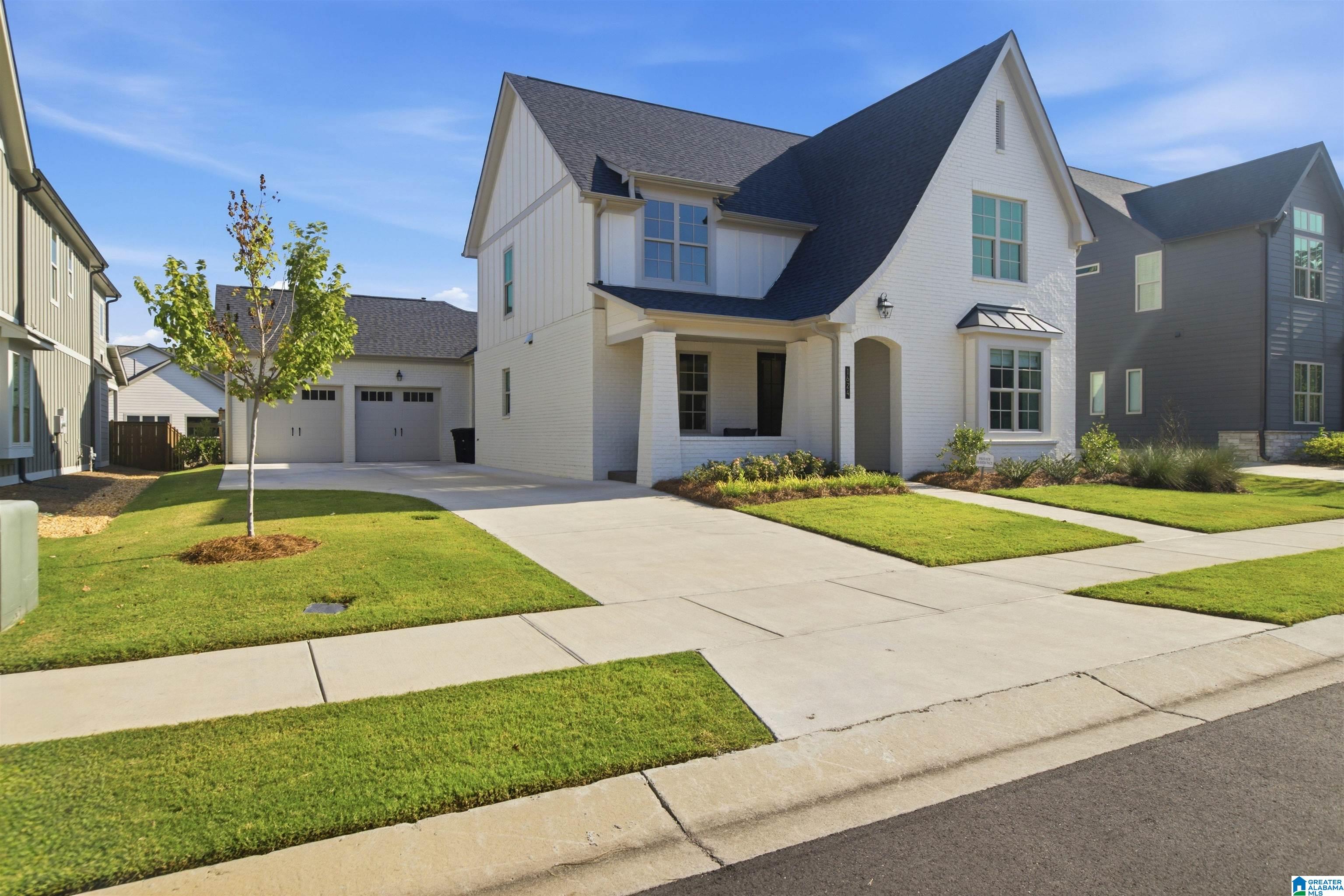 Photo 1 of Single family home for sale at 1624 Skye Pass, Hoover, AL 35244 | MLS# 21464233 | Listing updated on 2026-09-09