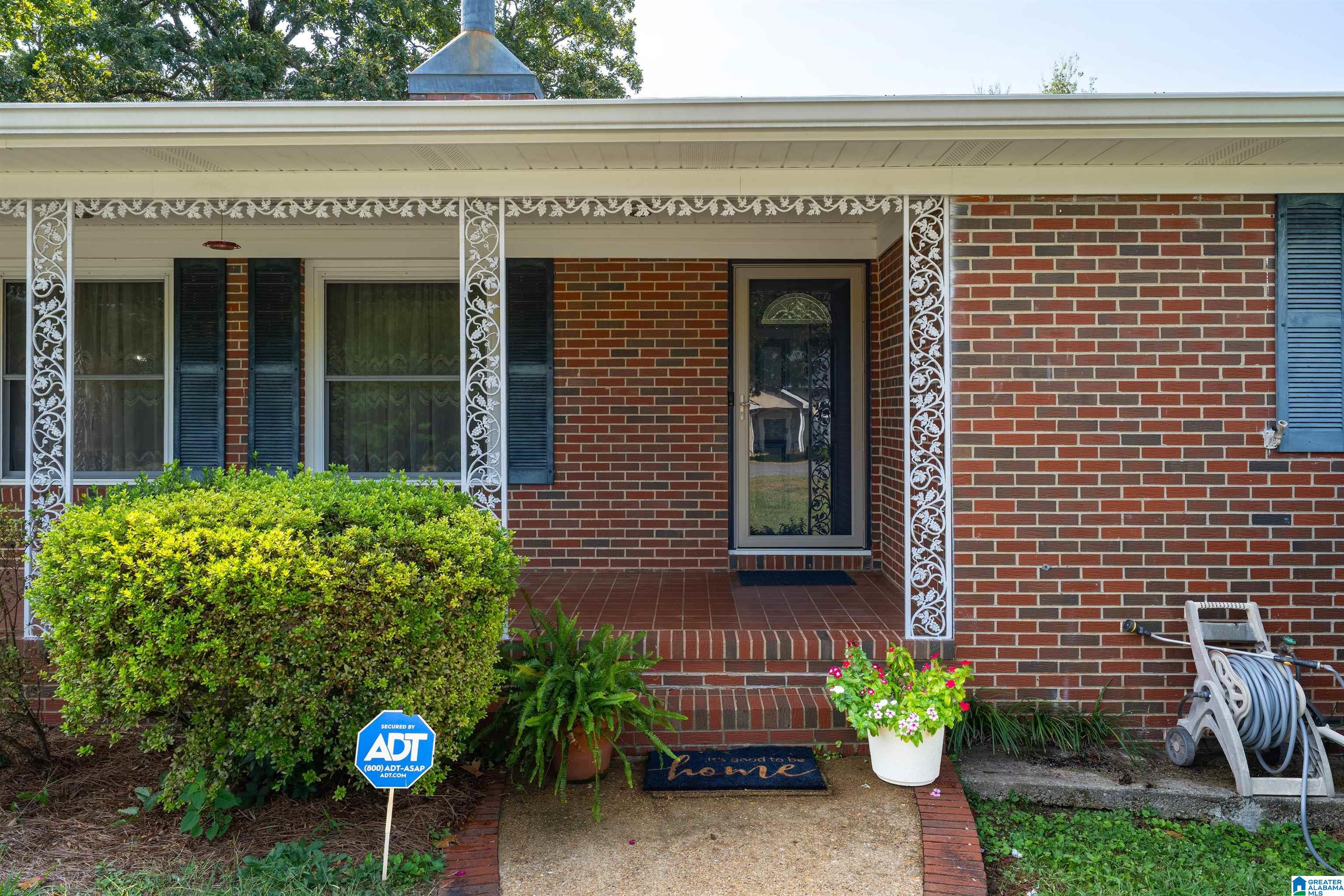 Photo 4 of Single family home for sale at 114 Lancaster St W, Talladega, AL 35160 | MLS# 21464237 | Listing updated on 2026-09-21