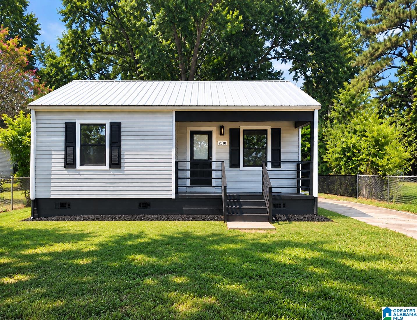 Photo 1 of Sale Pending at 2010 29th Avenue N, Bessemer, AL 35023 | MLS# 21464243 | Listing updated on 2026-09-16