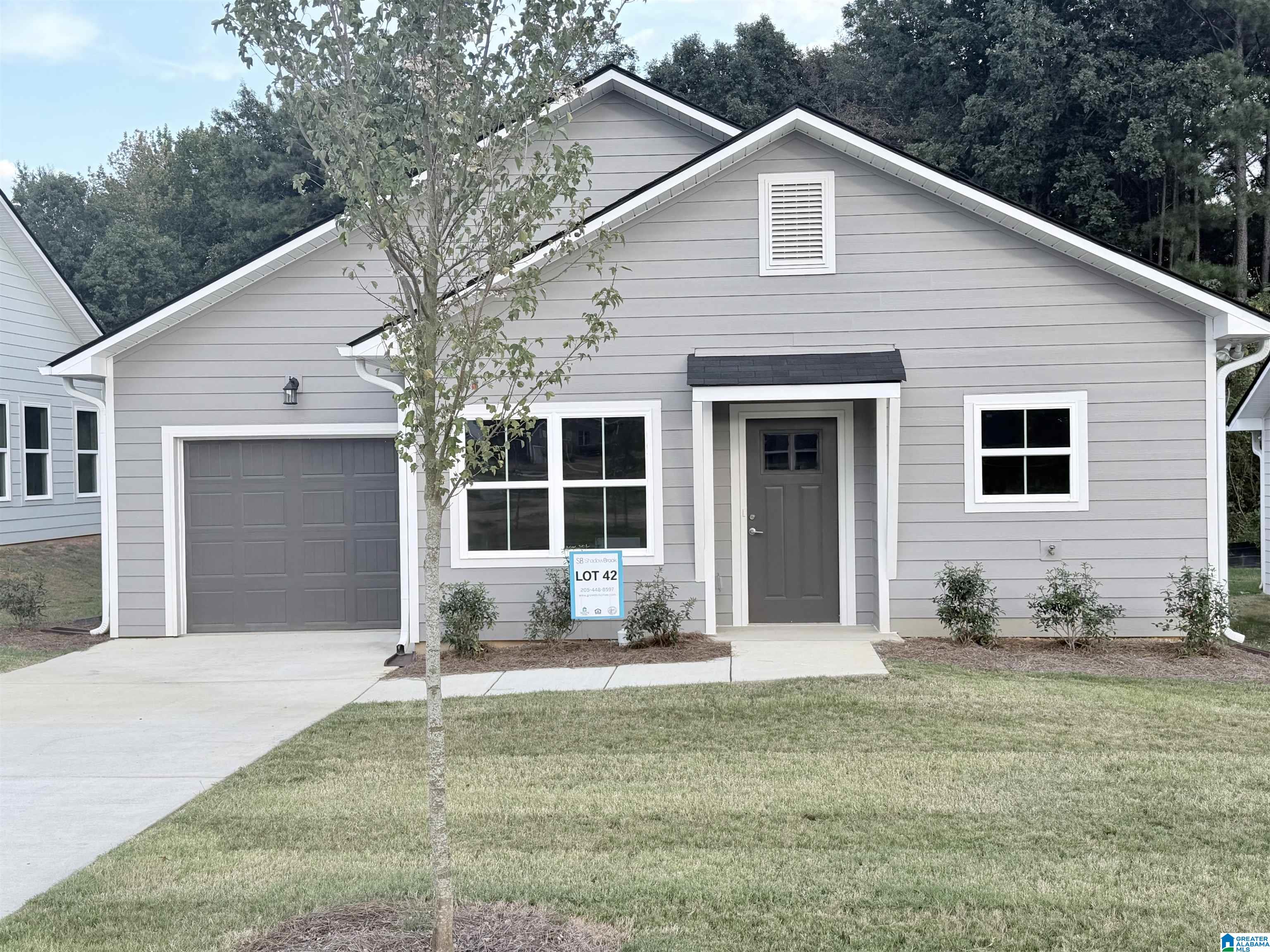 Single family home for sale at 1717 Poinsettia Dr, BIRMINGHAM, AL 35214 | MLS# 21464244