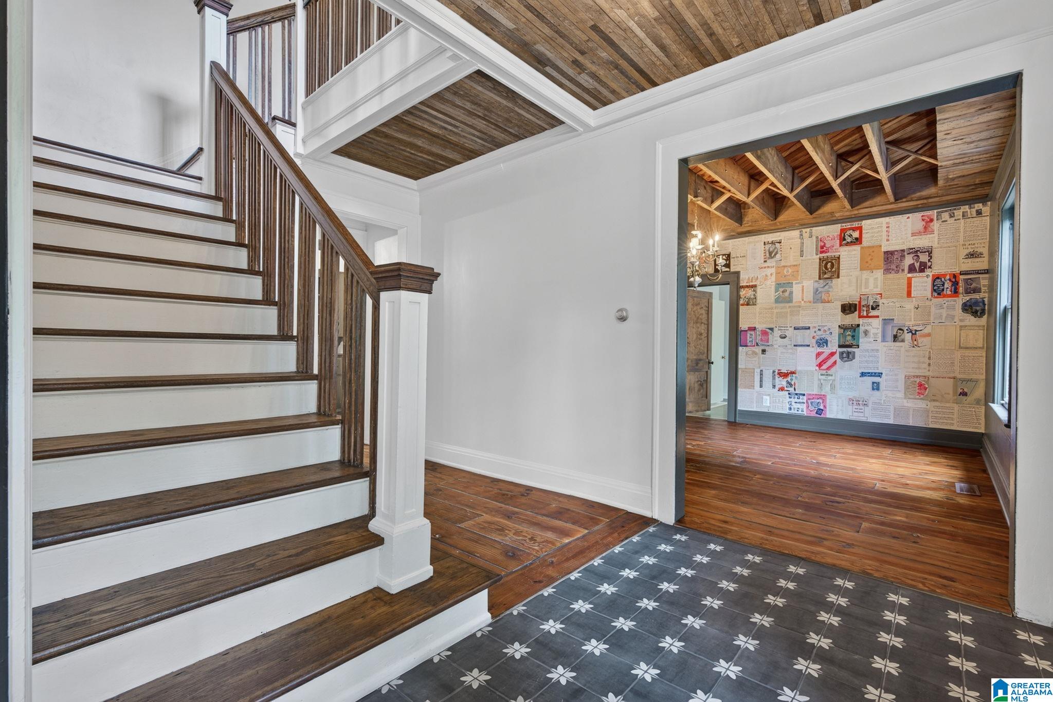 Photo 3 of Single family home for sale at 428 Valley Rd, Birmingham, AL 35206 | MLS# 21464250 | Listing updated on 2026-09-14