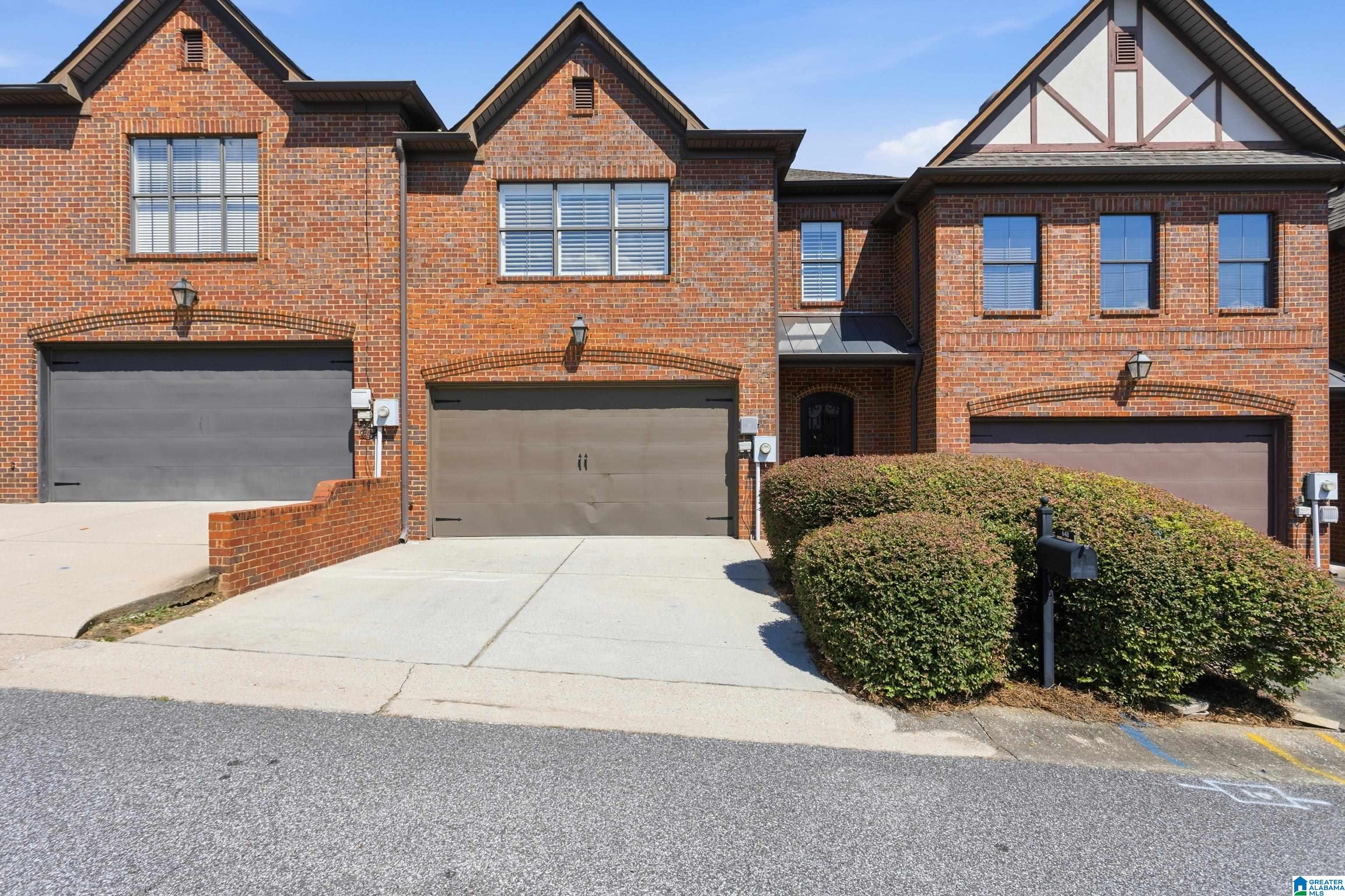 Photo 1 of Townhouse for sale at 648 Flag Cir, Hoover, AL 35226 | MLS# 21464271 | Listing updated on 2026-09-08