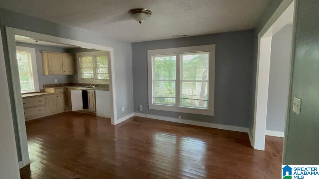 Photo 3 of Single family home for sale at 1439 Sloan Ave, Birmingham, AL 35217 | MLS# 21464277 | Listing updated on 2026-09-08