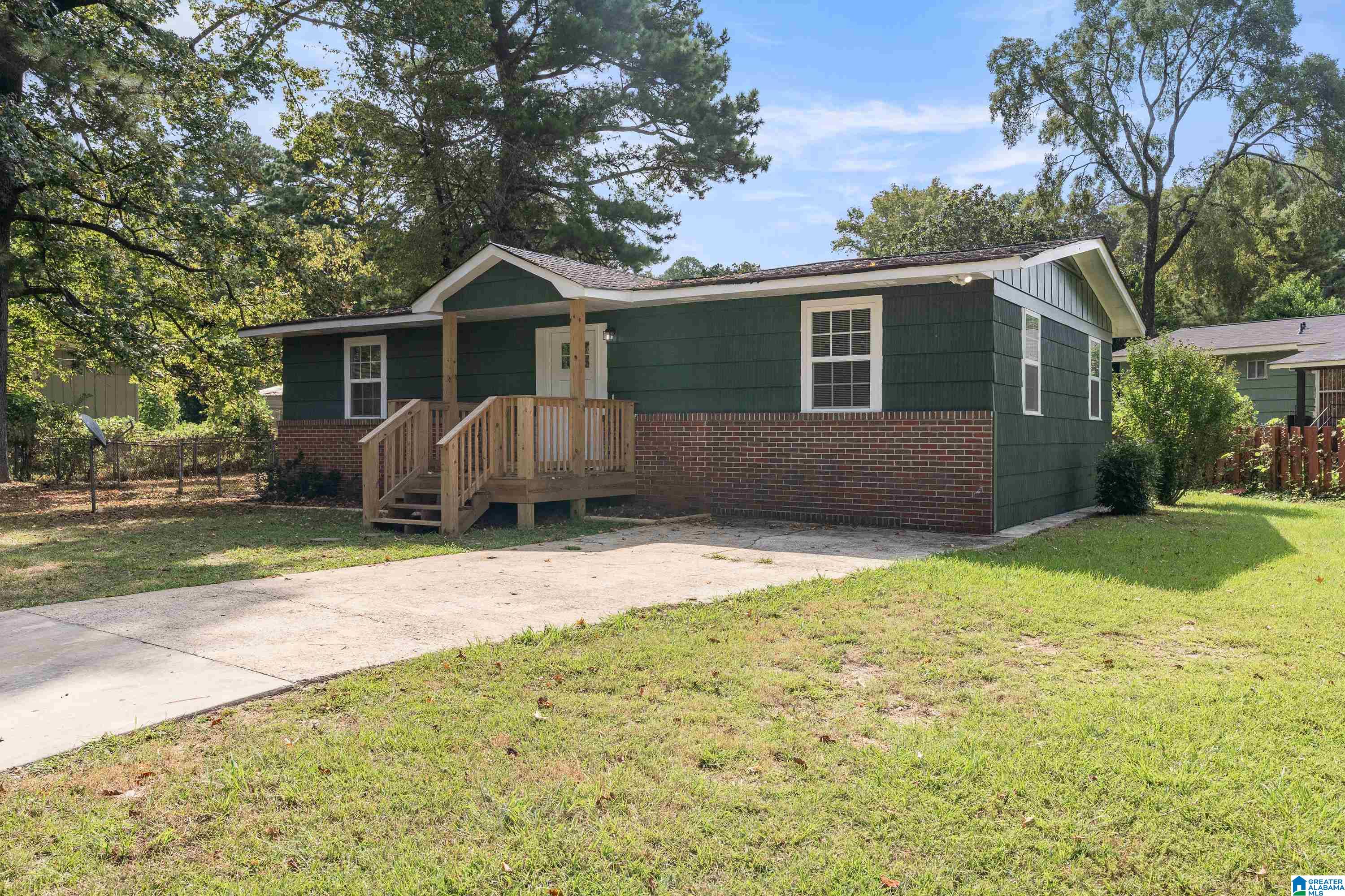 Photo 2 of Single family home for sale at 1209 Five Mile Rd, Birmingham, AL 35215 | MLS# 21464279 | Listing updated on 2026-09-14