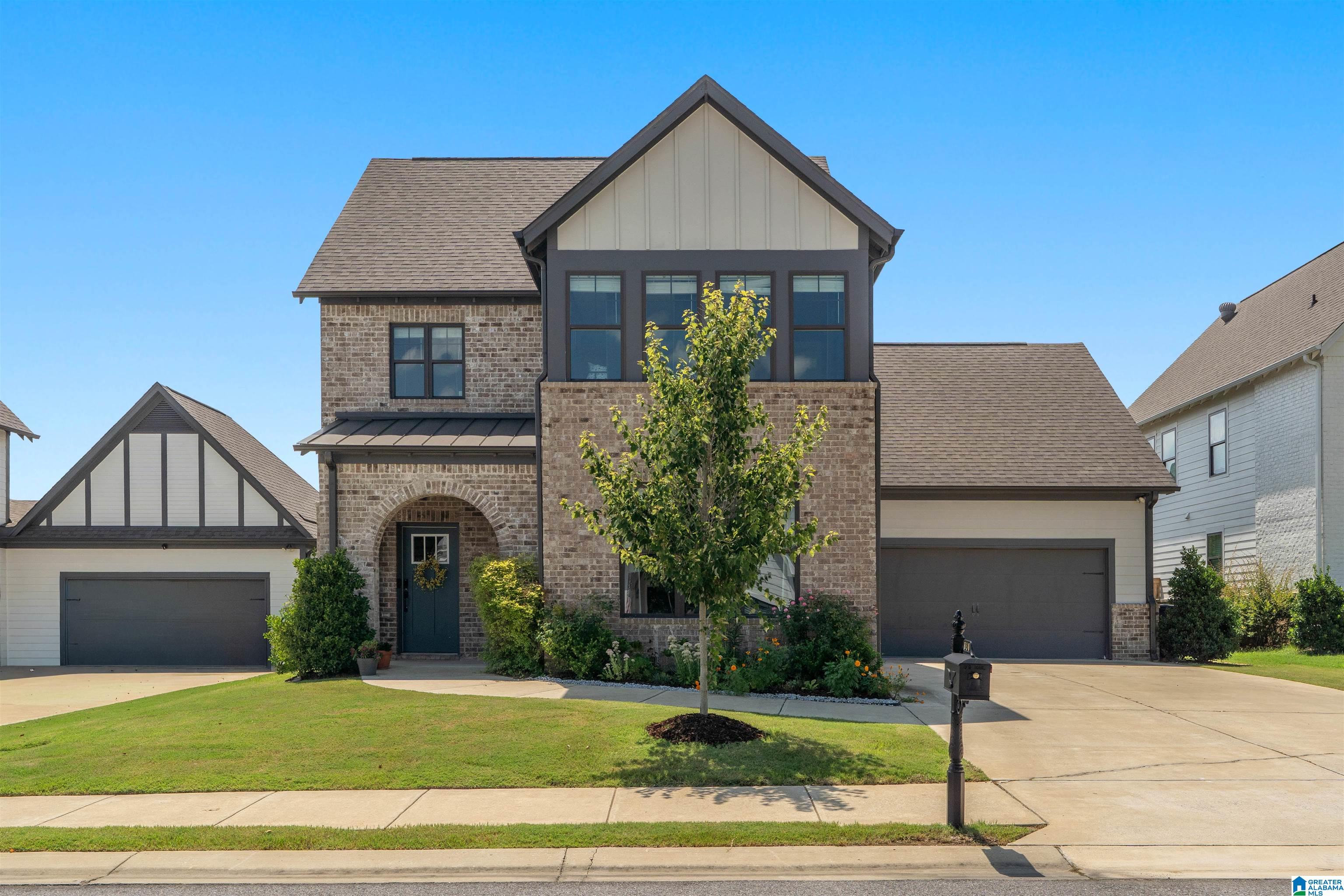 Photo 1 of Single family home for sale at 830 Griffin Park Cir, Birmingham, AL 35242 | MLS# 21464284 | Listing updated on 2026-09-13