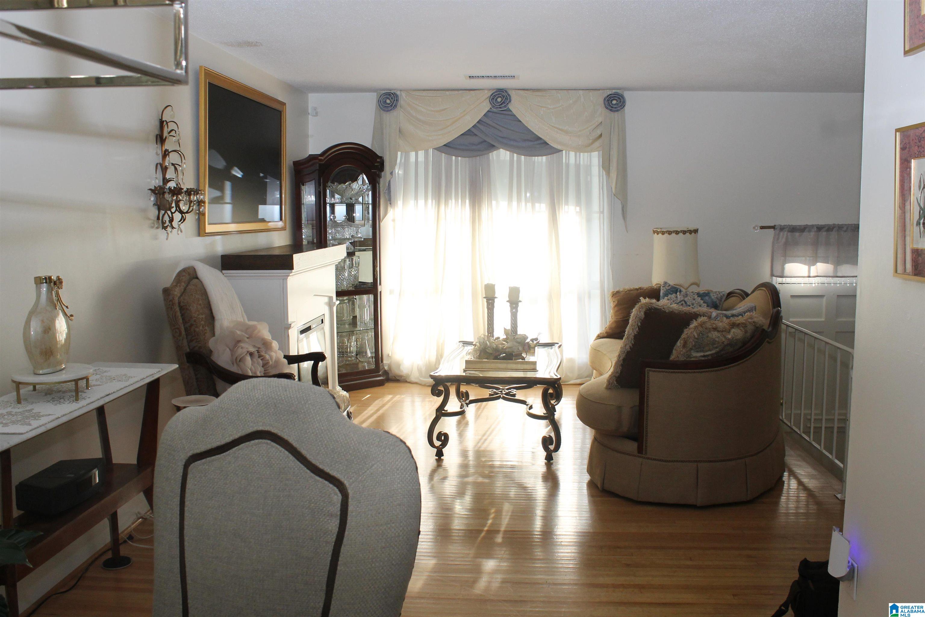 Photo 2 of Single family home for sale at 60 Norwood Cir, Birmingham, AL 35234 | MLS# 21464285 | Listing updated on 2026-09-08