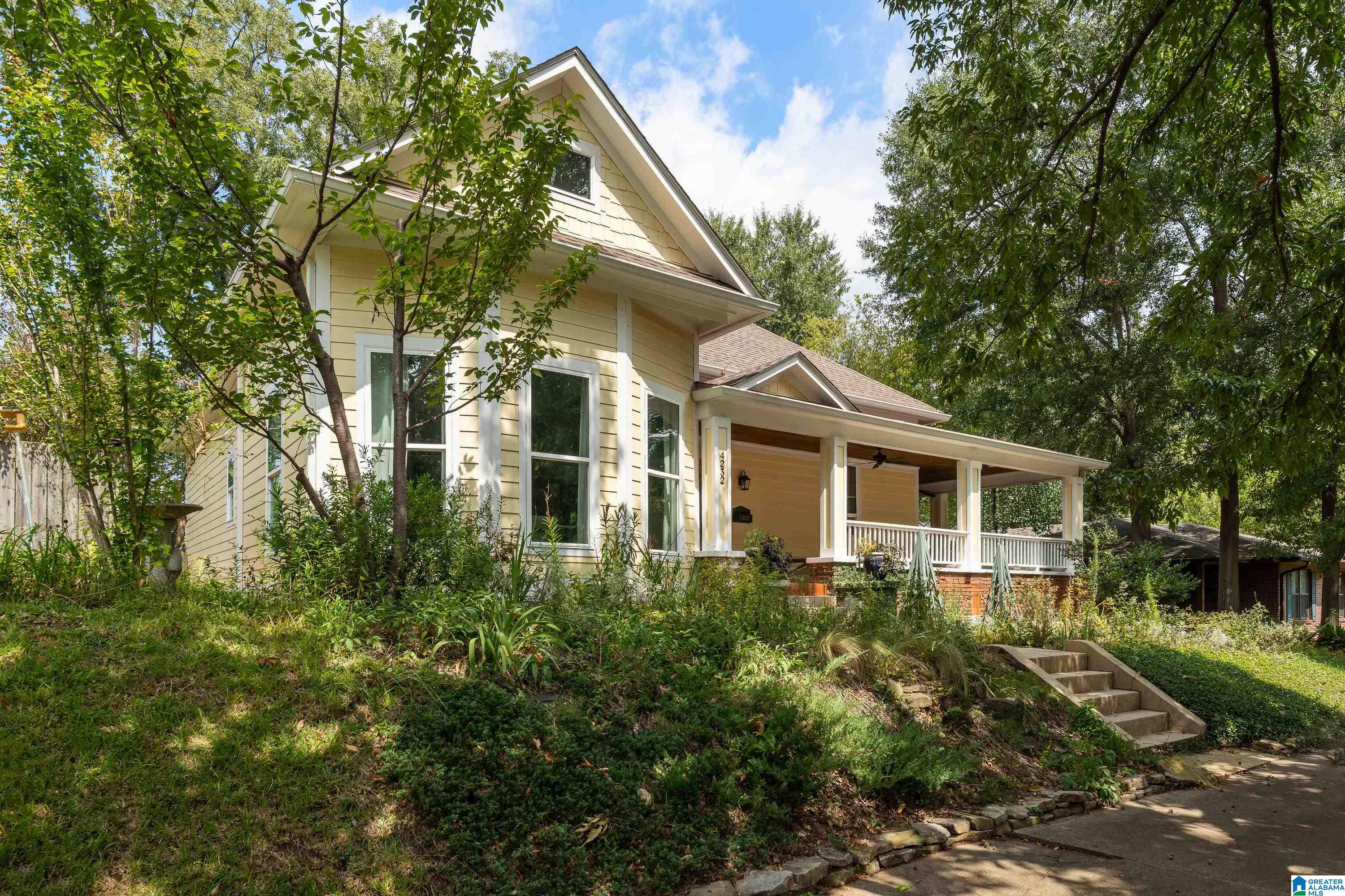 Photo 2 of Single family home for sale at 4232 4th Avenue S, Birmingham, AL 35222 | MLS# 21464300 | Listing updated on 2026-09-11