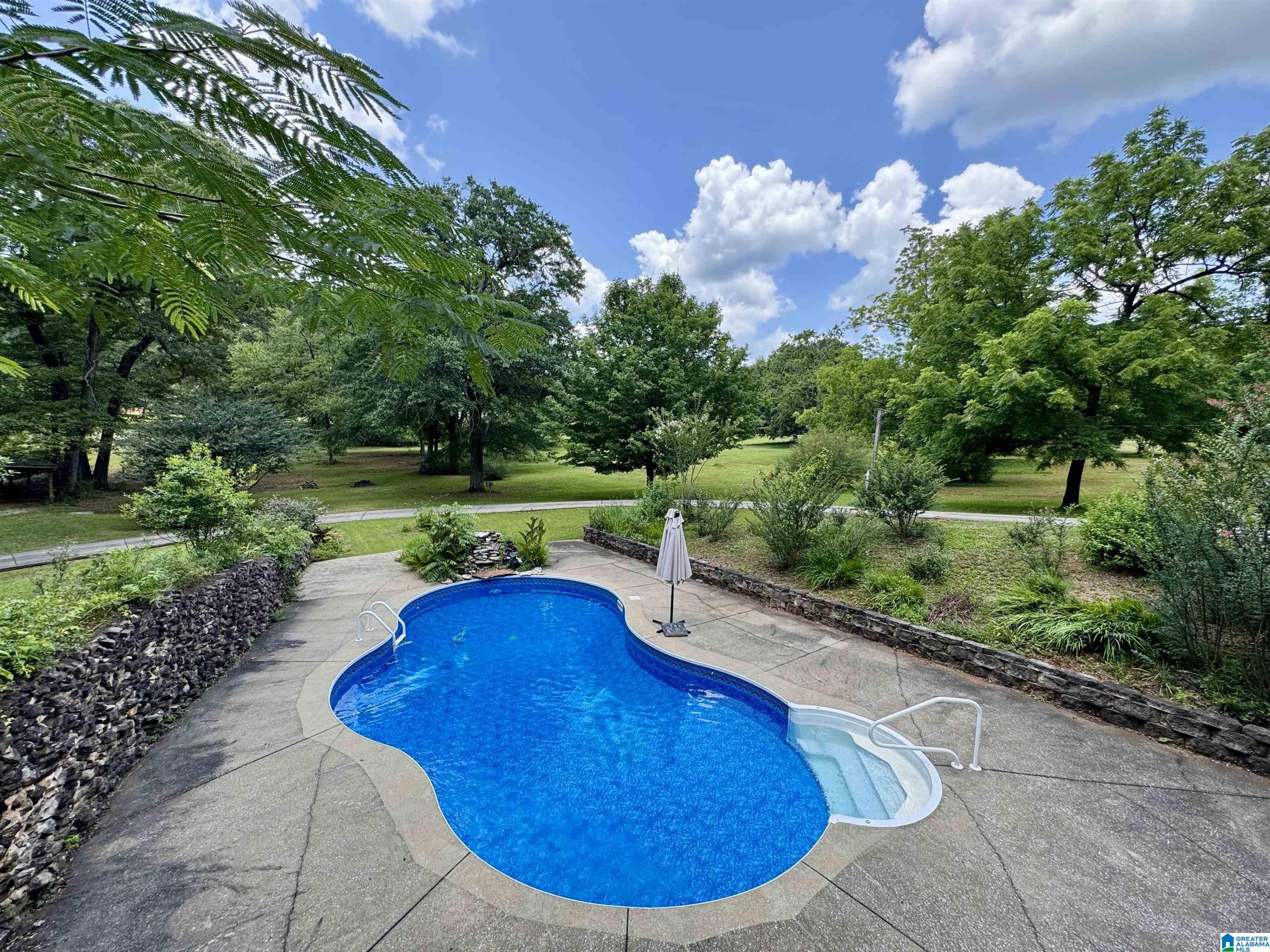 Photo 2 of Single family home for sale at 780 Talladega Crk Rd, Talladega, AL 35160 | MLS# 21464307 | Listing updated on 2026-09-11