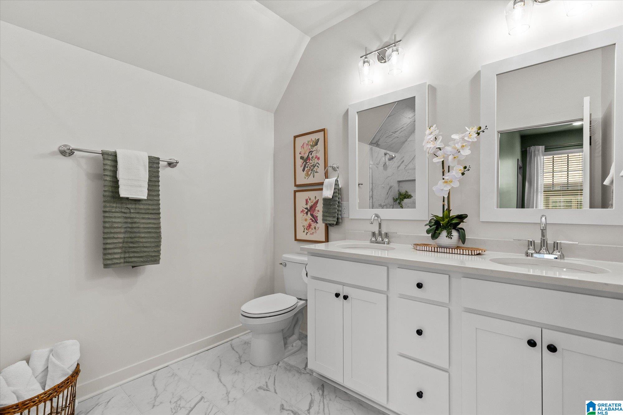 Photo 3 of Single family home for sale at 1774 Deverell Ln, Birmingham, AL 35244 | MLS# 21464308 | Listing updated on 2026-09-14