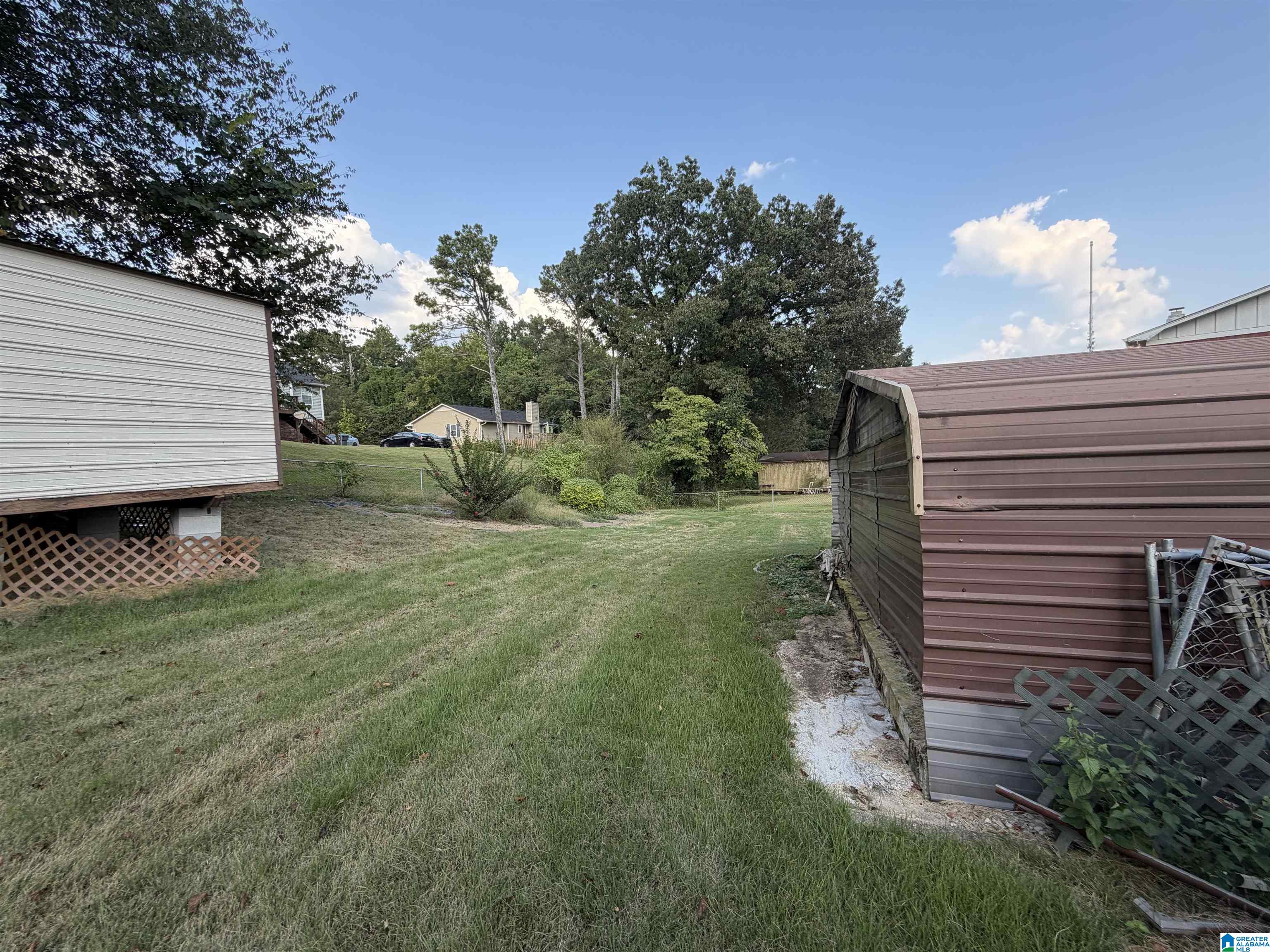 Photo 3 of Sale Pending at 420 36th Avenue NE, Center Point, AL 35215 | MLS# 21464318 | Listing updated on 2026-09-14