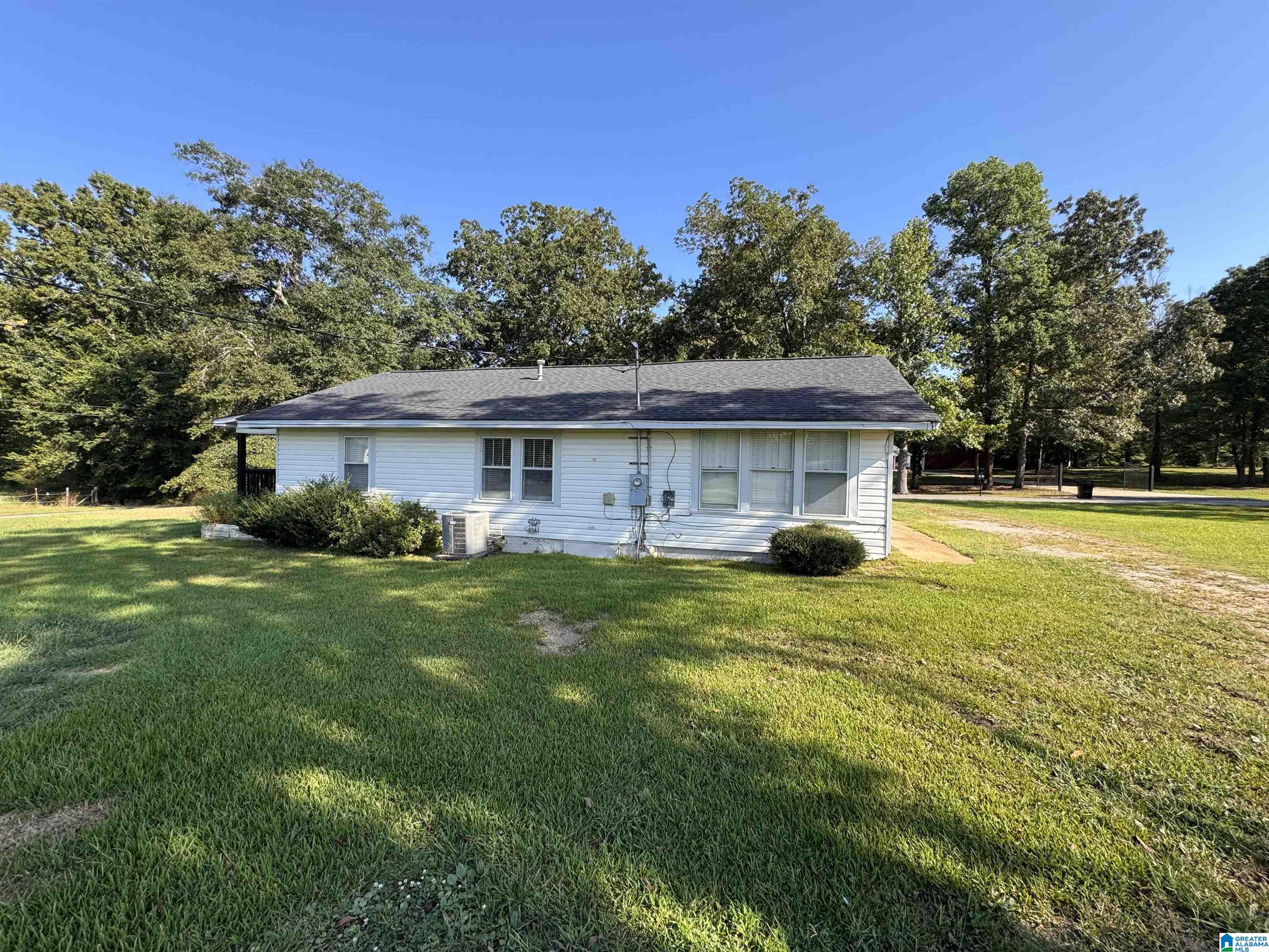 Photo 1 of Single family home for sale at 600 Mcclain Rd, Bessemer, AL 35023 | MLS# 21464326 | Listing updated on 2026-09-18