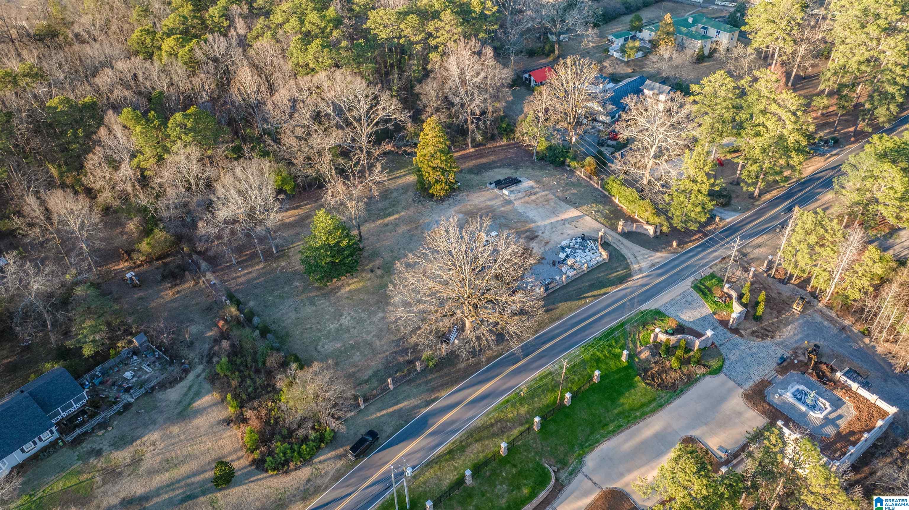 Photo 1 of Sale Pending at 4612 Dolly Ridge Rd, Mountain Brk, AL 35243 | MLS# 21464341 | Listing updated on 2026-09-10
