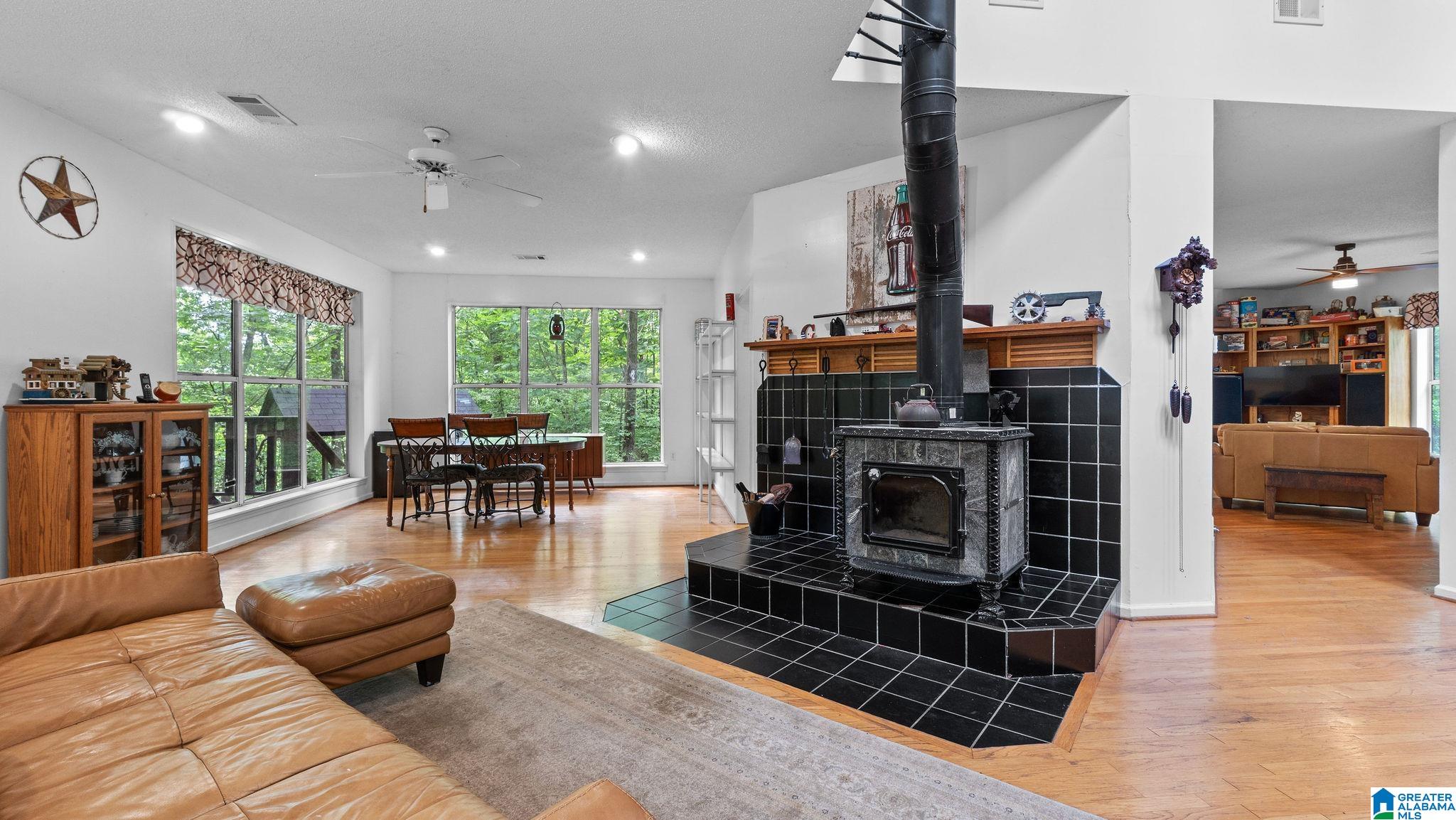 Photo 3 of Single family home for sale at 7900 Rainey Ln, Cottondale, AL 35453 | MLS# 21464361 | Listing updated on 2026-09-09