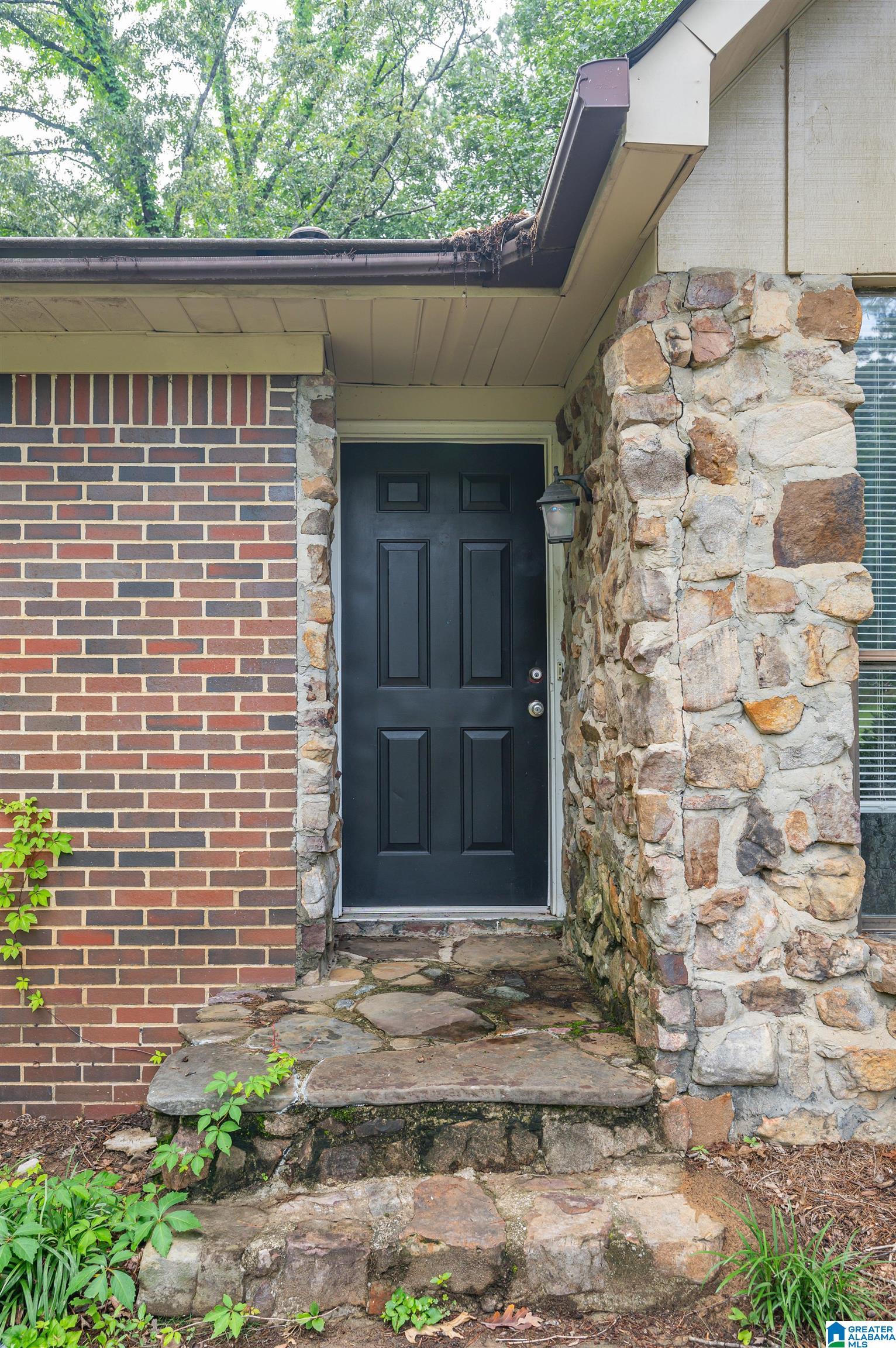 Photo 3 of Single family home for sale at 13265 Donna Dr, Lake View, AL 35111 | MLS# 21464364 | Listing updated on 2026-09-09