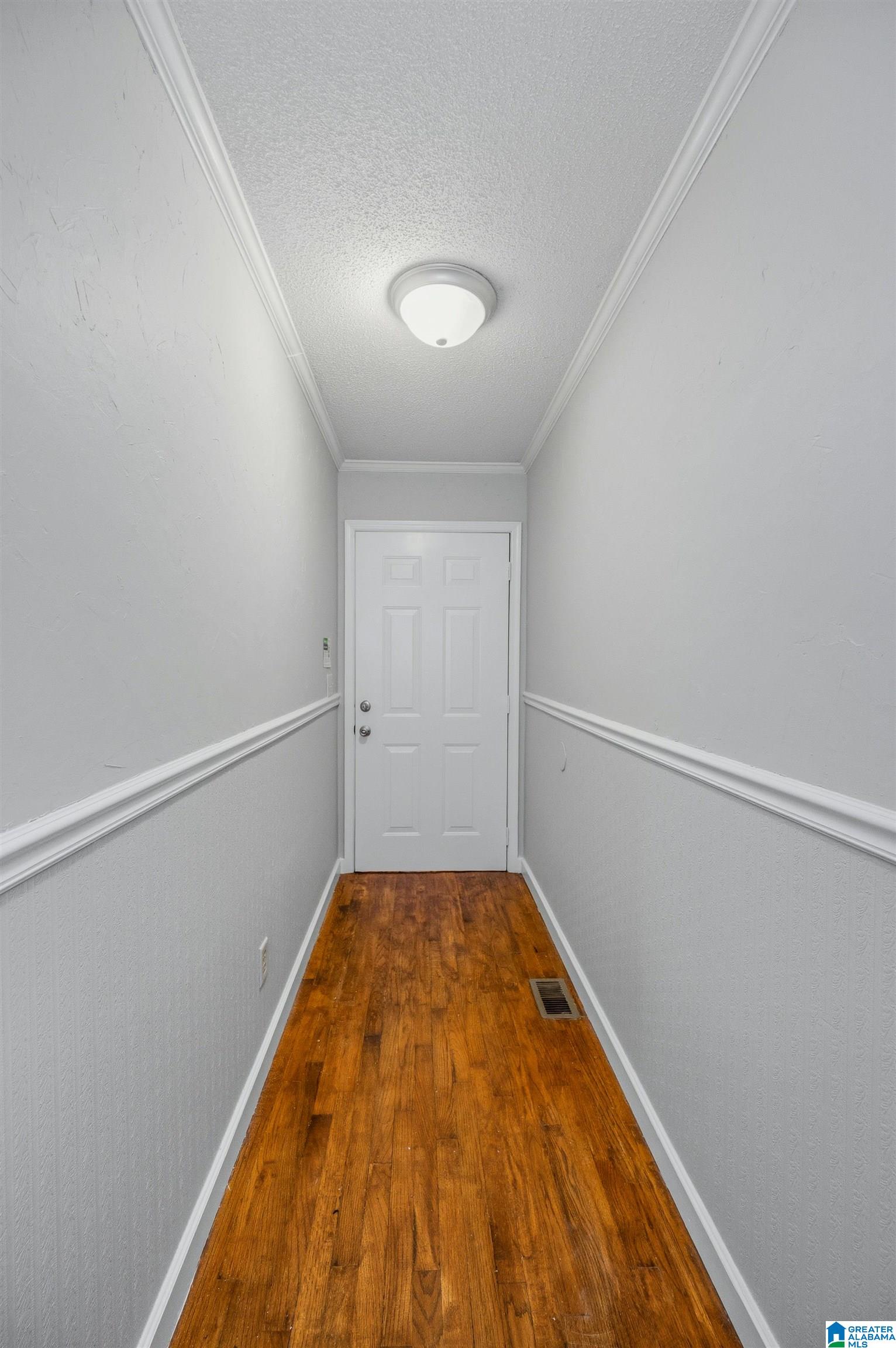 Photo 4 of Single family home for sale at 13265 Donna Dr, Lake View, AL 35111 | MLS# 21464364 | Listing updated on 2026-09-09