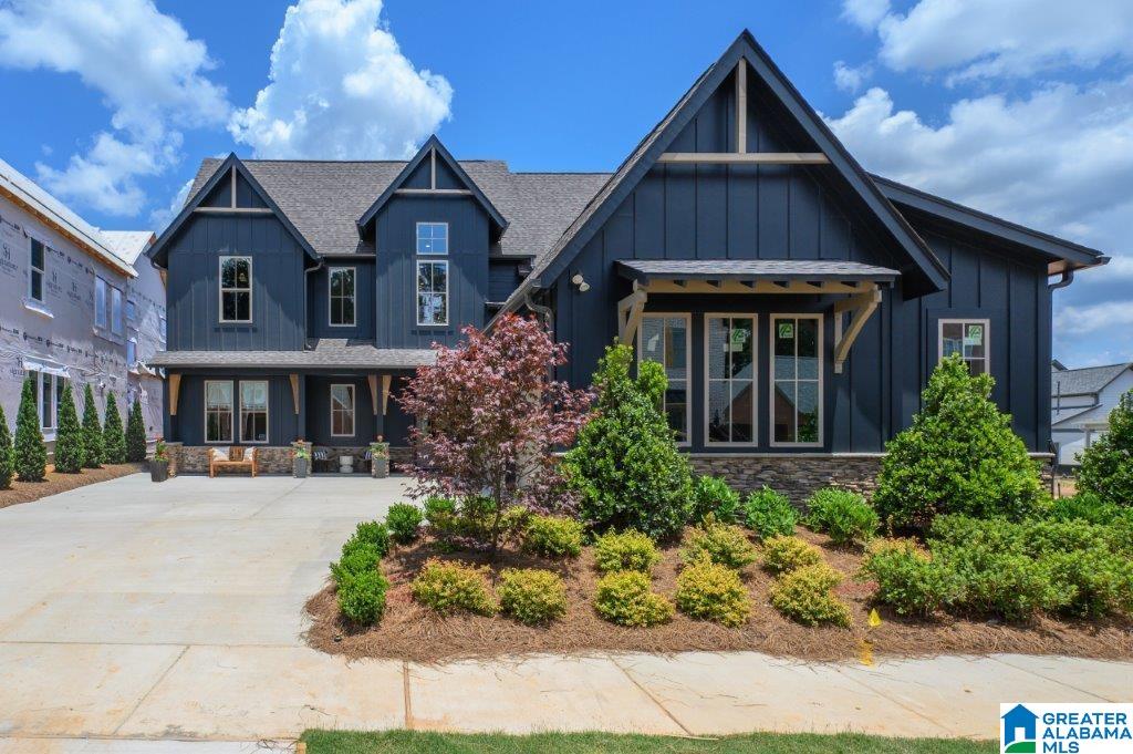 Photo 1 of Sale Pending at 4472 Longmoor Rd, Hoover, AL 35244 | MLS# 21464368 | Listing updated on 2026-09-09