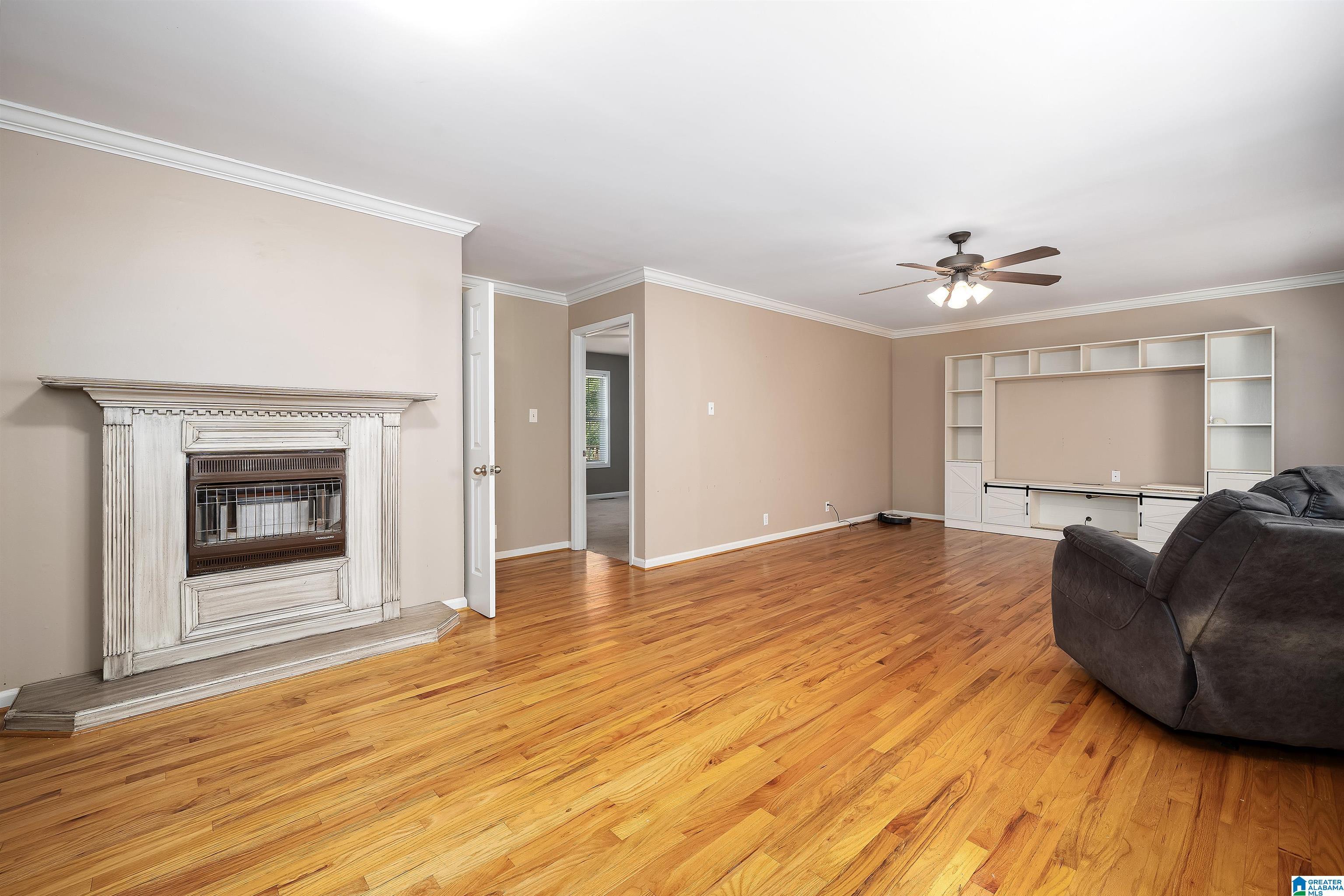 Photo 3 of Single family home for sale at 83 Park Ave, Springville, AL 35146 | MLS# 21464374 | Listing updated on 2026-09-09
