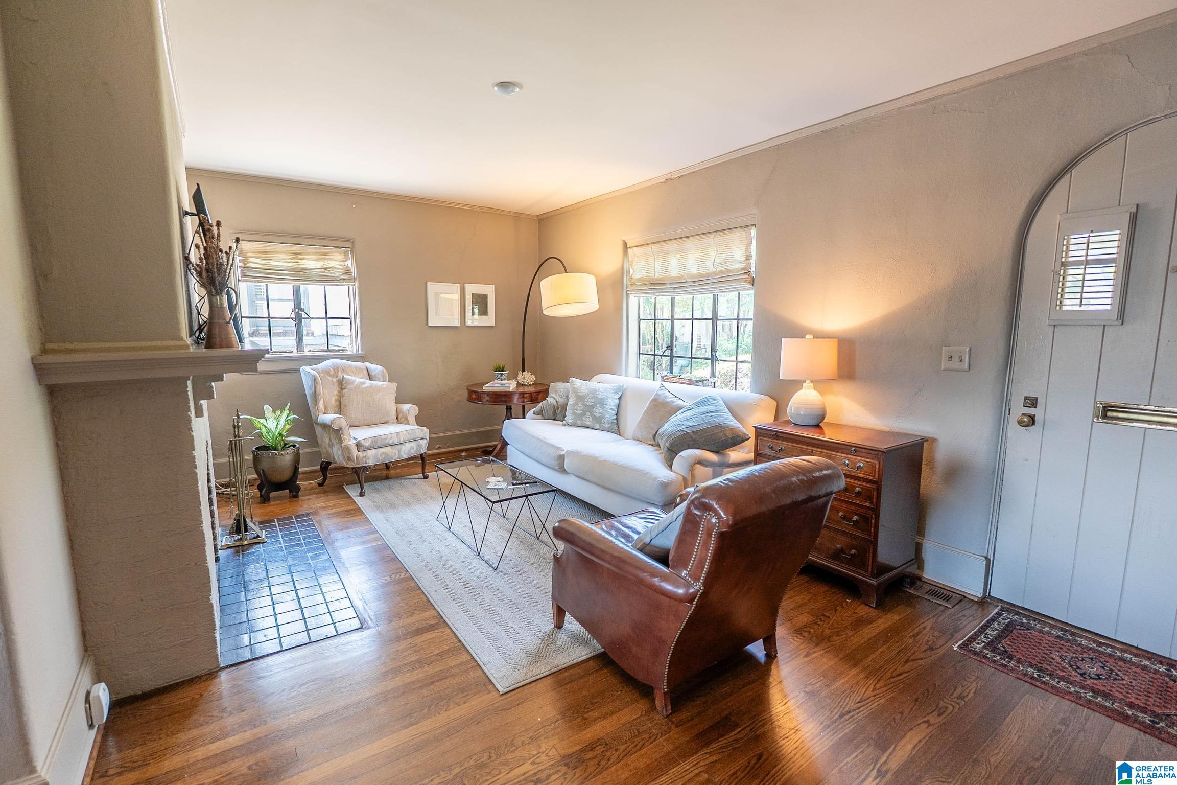 Photo 2 of Single family home for sale at 3214 Cliff Rd S, Birmingham, AL 35205 | MLS# 21464378 | Listing updated on 2026-09-09