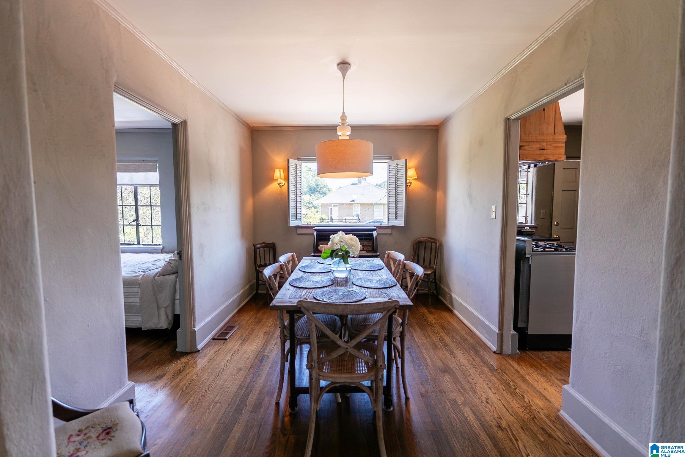 Photo 2 of Single family home for sale at 3214 Cliff Rd S, Birmingham, AL 35205 | MLS# 21464378 | Listing updated on 2026-09-09