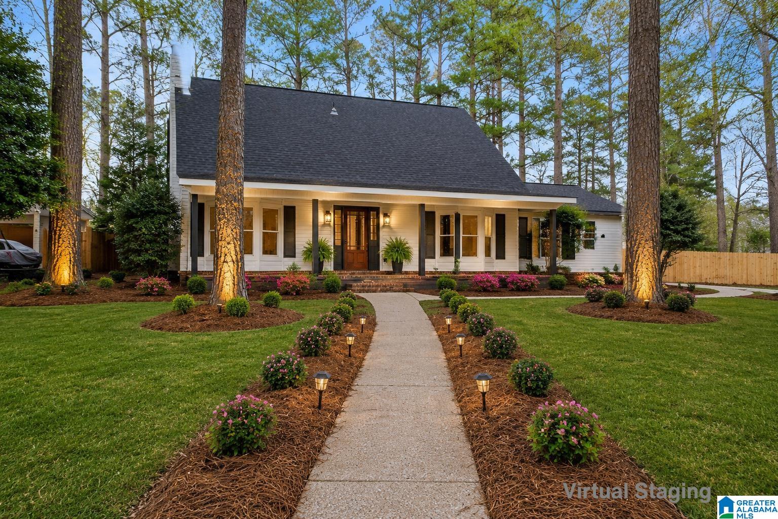 Photo 1 of Sale Pending at 728 Jennifer Dr E, Tuscaloosa, AL 35404 | MLS# 21464386 | Listing updated on 2026-09-22