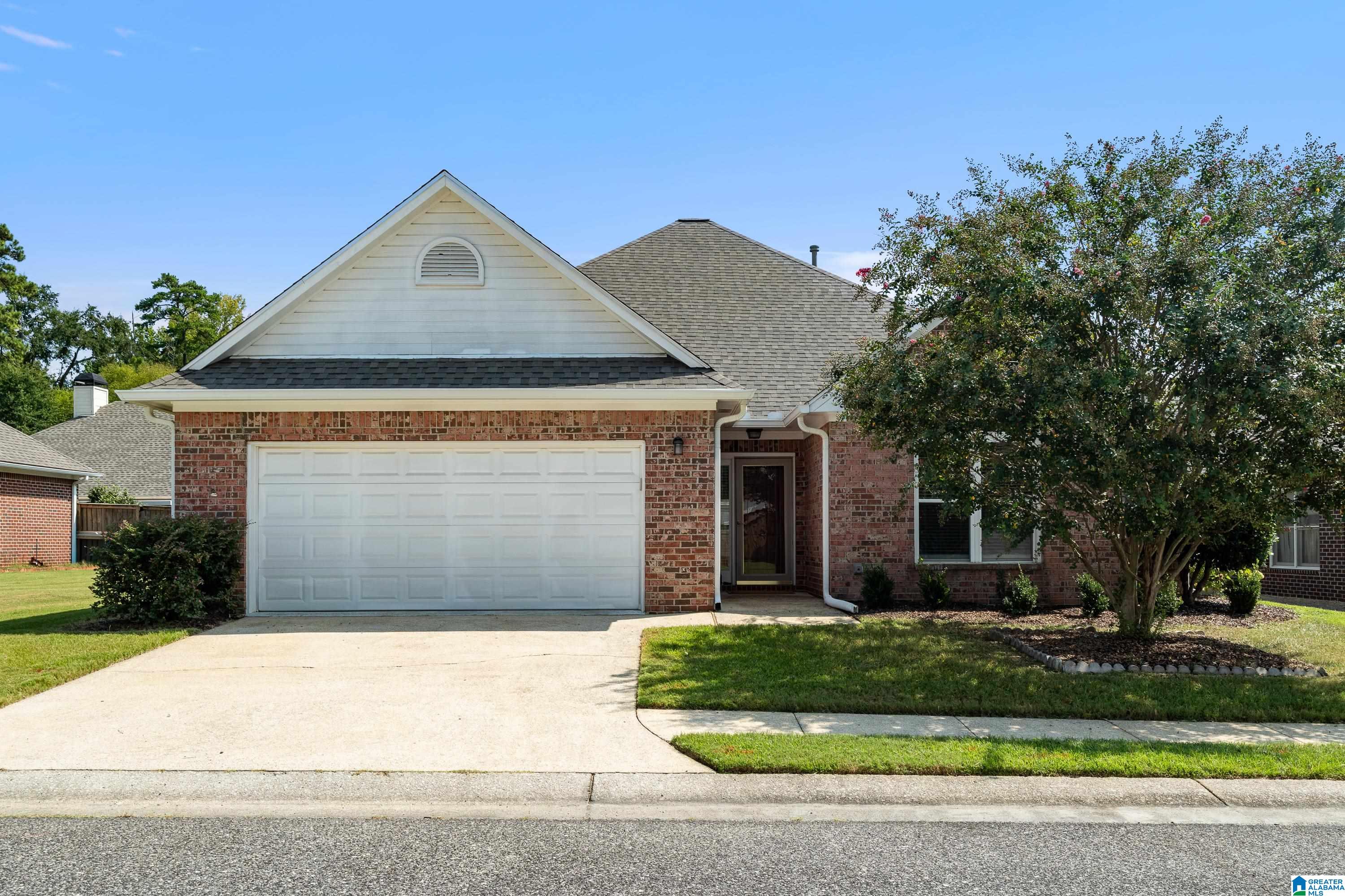Photo 1 of Sale Pending at 3633 Cedar Crk Cir, Trussville, AL 35173 | MLS# 21464387 | Listing updated on 2026-09-11