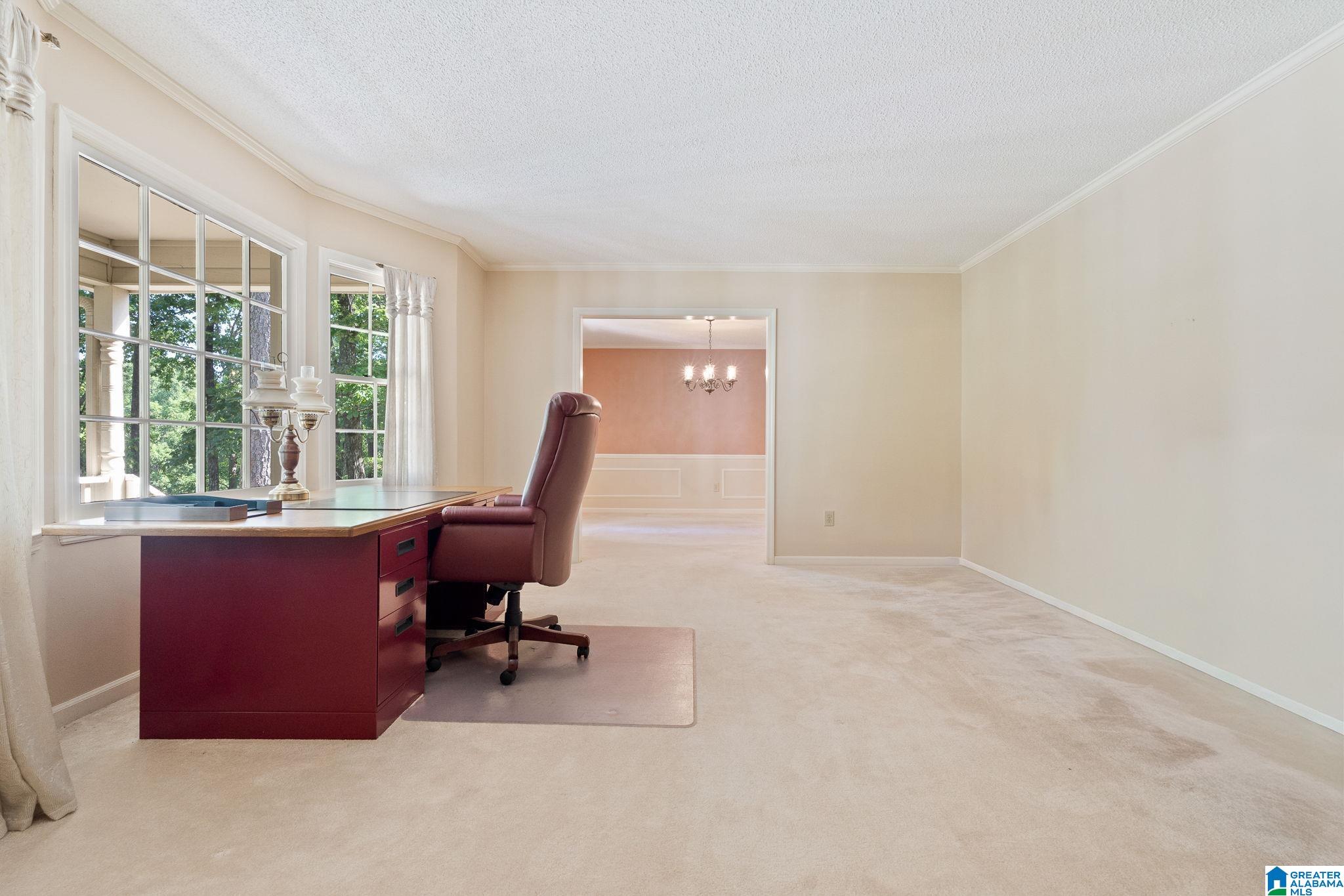 Photo 4 of Sale Pending at 635 W Riverchase Pkwy, Hoover, AL 35244 | MLS# 21464398 | Listing updated on 2026-09-11