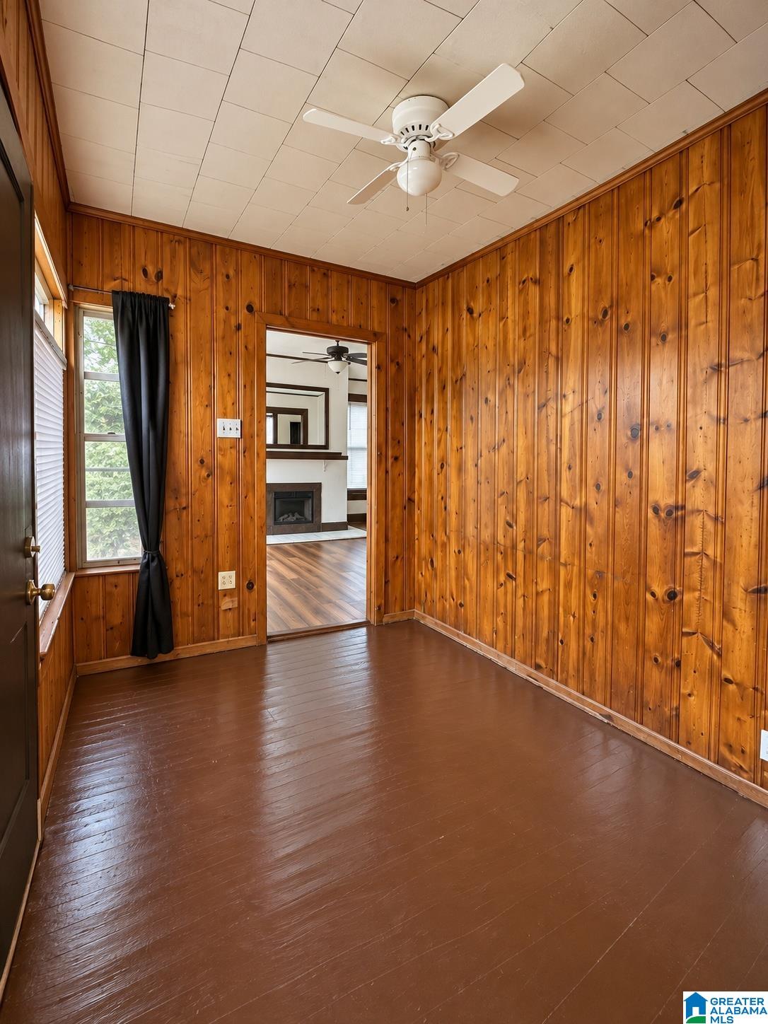 Photo 2 of Single family home for sale at 1425 17th Place Sw, Birmingham, AL 35211 | MLS# 21464400 | Listing updated on 2026-09-09
