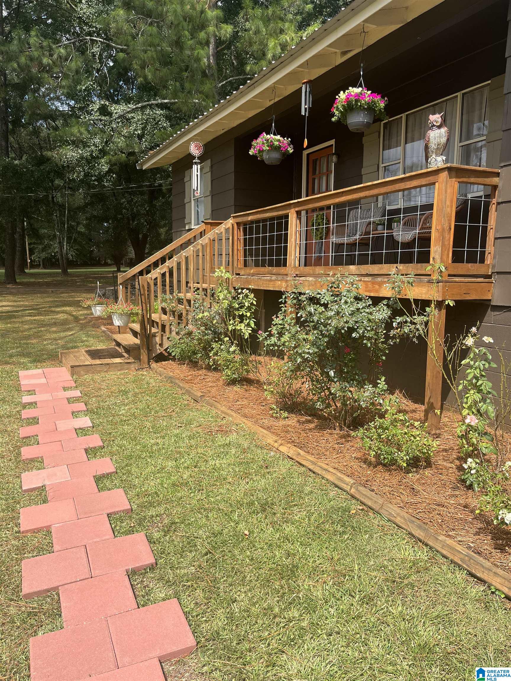 Photo 3 of Sale Pending at 695 Flint Hl Rd, Bessemer, AL 35022 | MLS# 21464411 | Listing updated on 2026-09-10