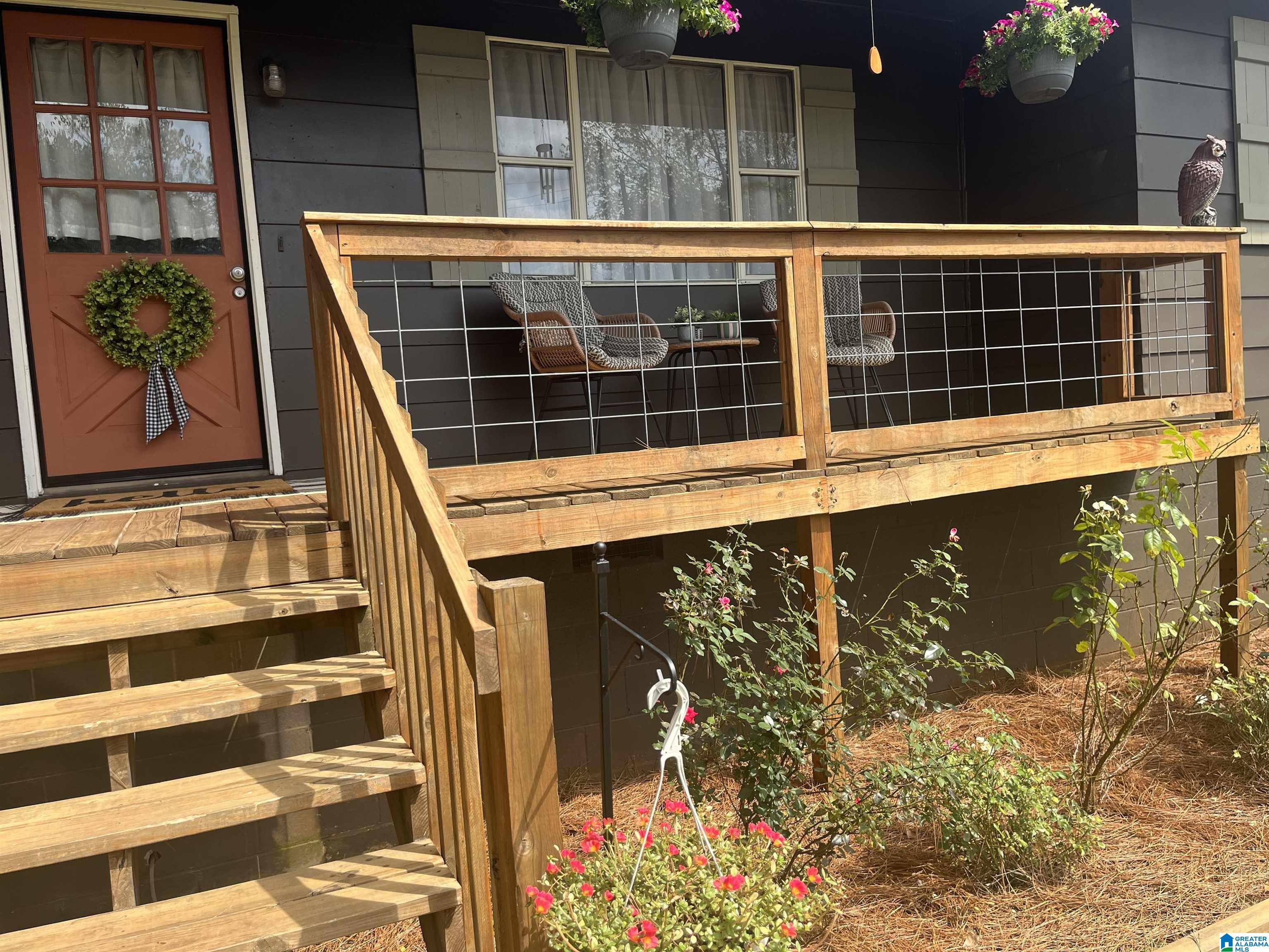 Photo 4 of Sale Pending at 695 Flint Hl Rd, Bessemer, AL 35022 | MLS# 21464411 | Listing updated on 2026-09-10