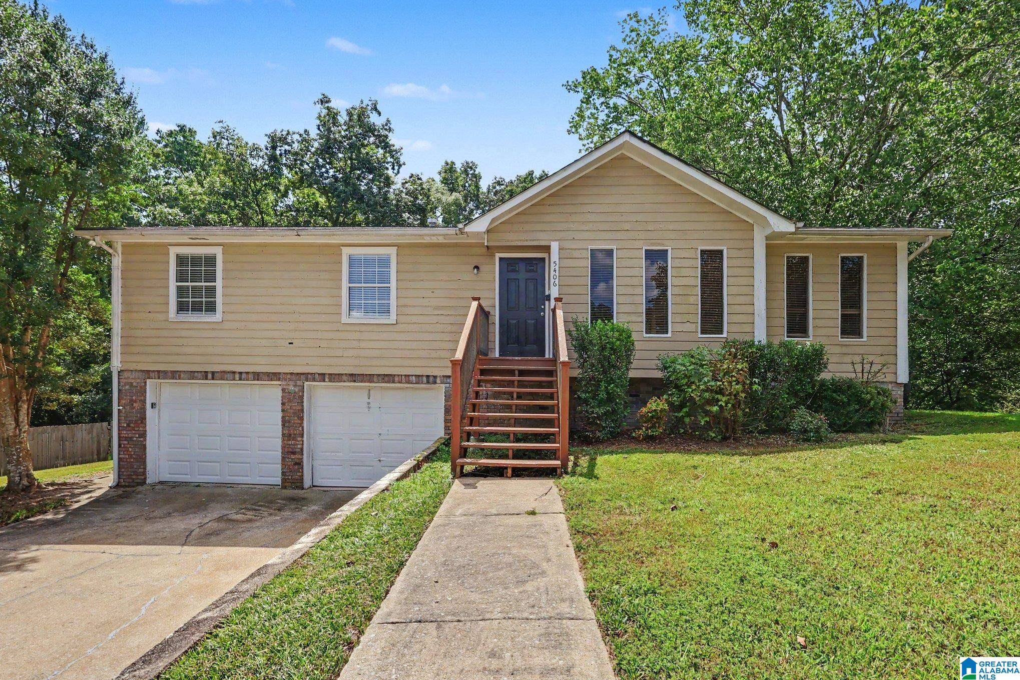 Single family home for sale at 5406 Saddle Ridge Ln, PINSON, AL 35126 | MLS# 21464413